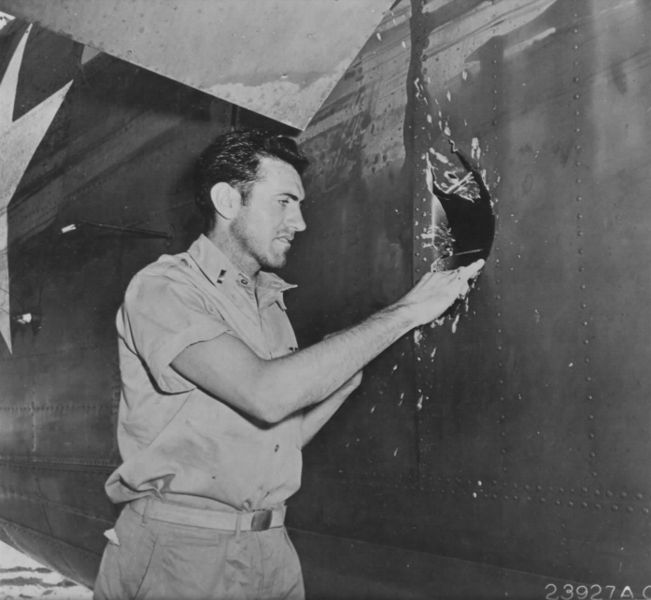 Louis Zamperini with his B-24D Liberator Super Man in Nauru, in April 1943 | Source: Wikimedia Commons/ Public domain
