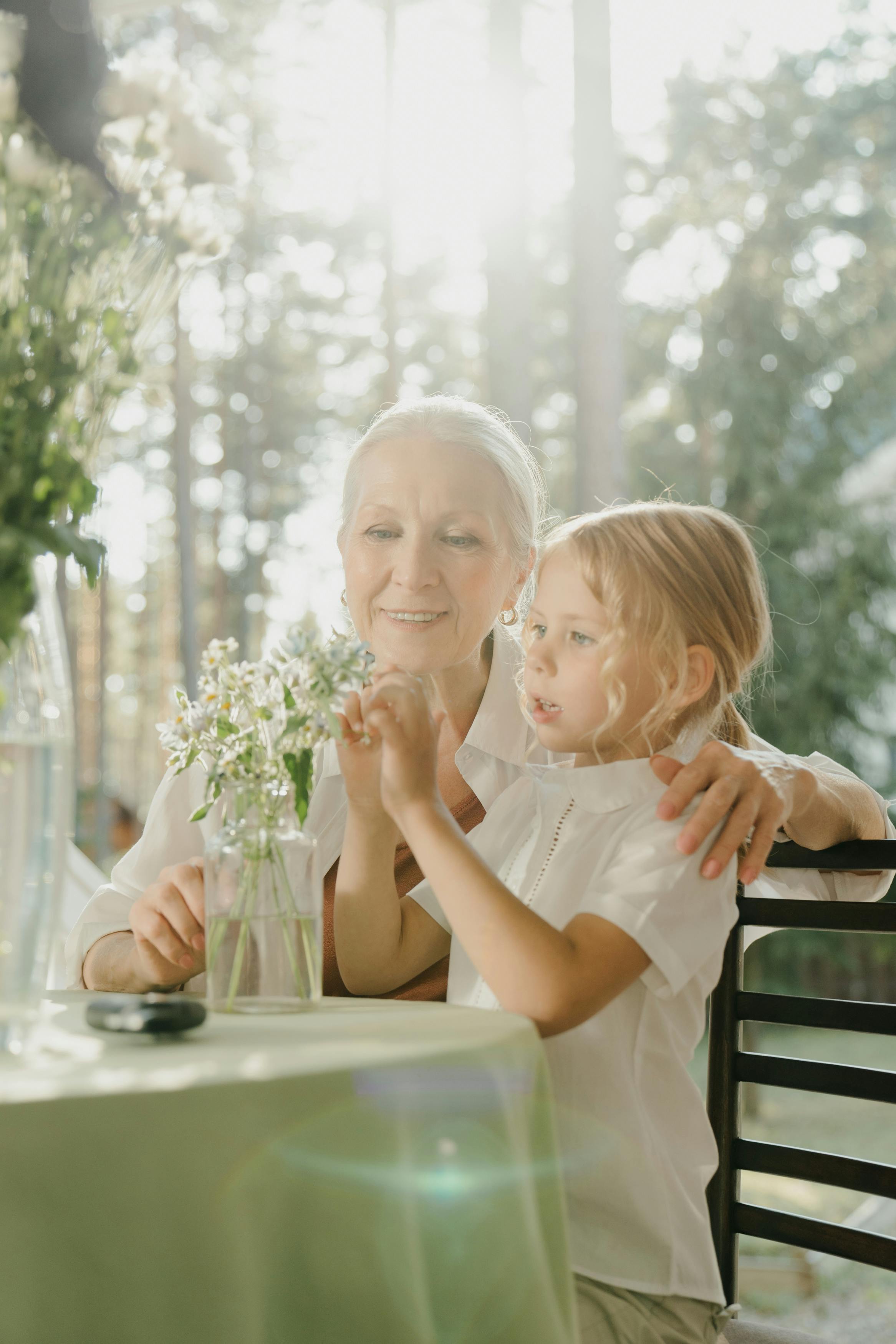 A grandmother and her granddaughter | Source: Pexels
