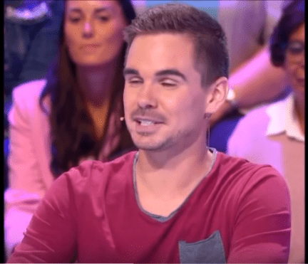 Les 12 Coups de Midi Paul vengé par Julien qui élimine le souriant Jean Charles | Photo : Youtube/Chasseur d’étoile Les 12 Coups de Midi Paul vengé par Julien qui élimine le souriant Jean Charles | Photo : Youtube/Chasseur d’étoile
