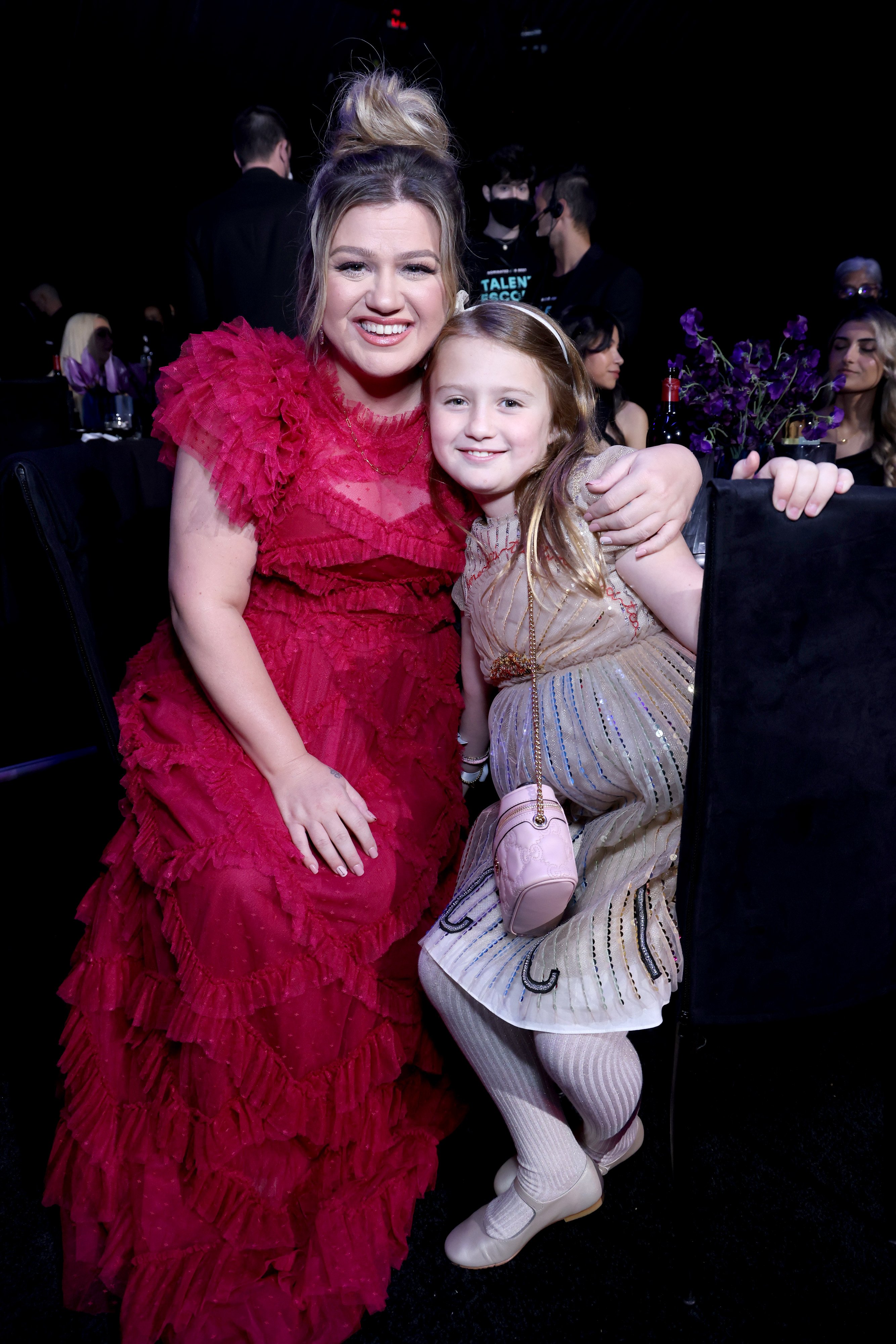 Kelly Clarkson and River Rose Blackstock at the People's Choice Awards on December 6, 2022, in Santa Monica, California | Source: Getty Images