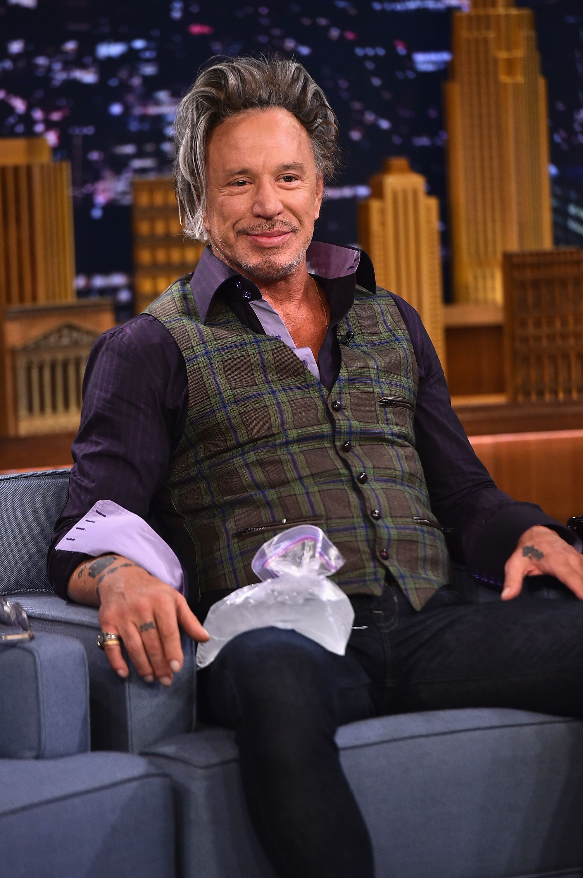 Mickey Rourke at "The Tonight Show starring Jimmy Fallon" at Rockefeller Center on August 12, 2014 | Photo: Getty Images
