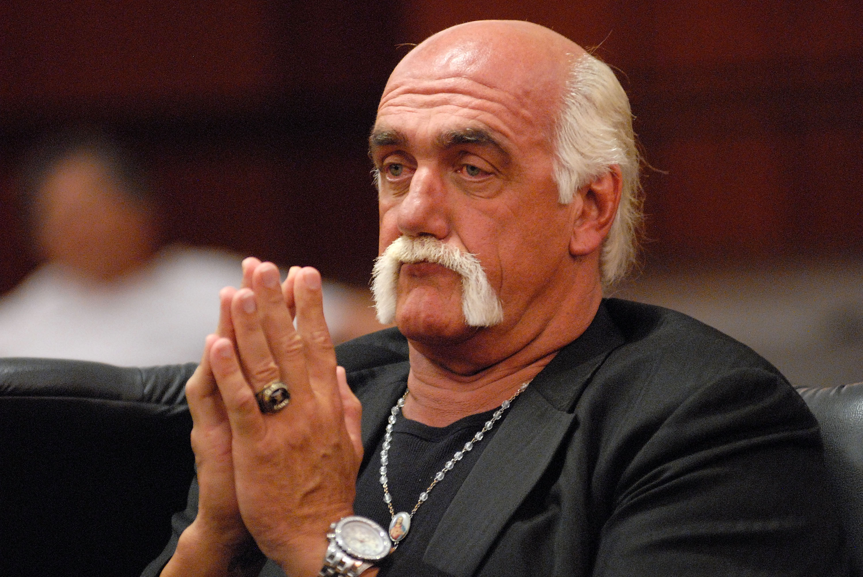 Hulk Hogan in court for a divorce hearing in Clearwater, Florida, on June 15, 2009 | Source: Getty Images