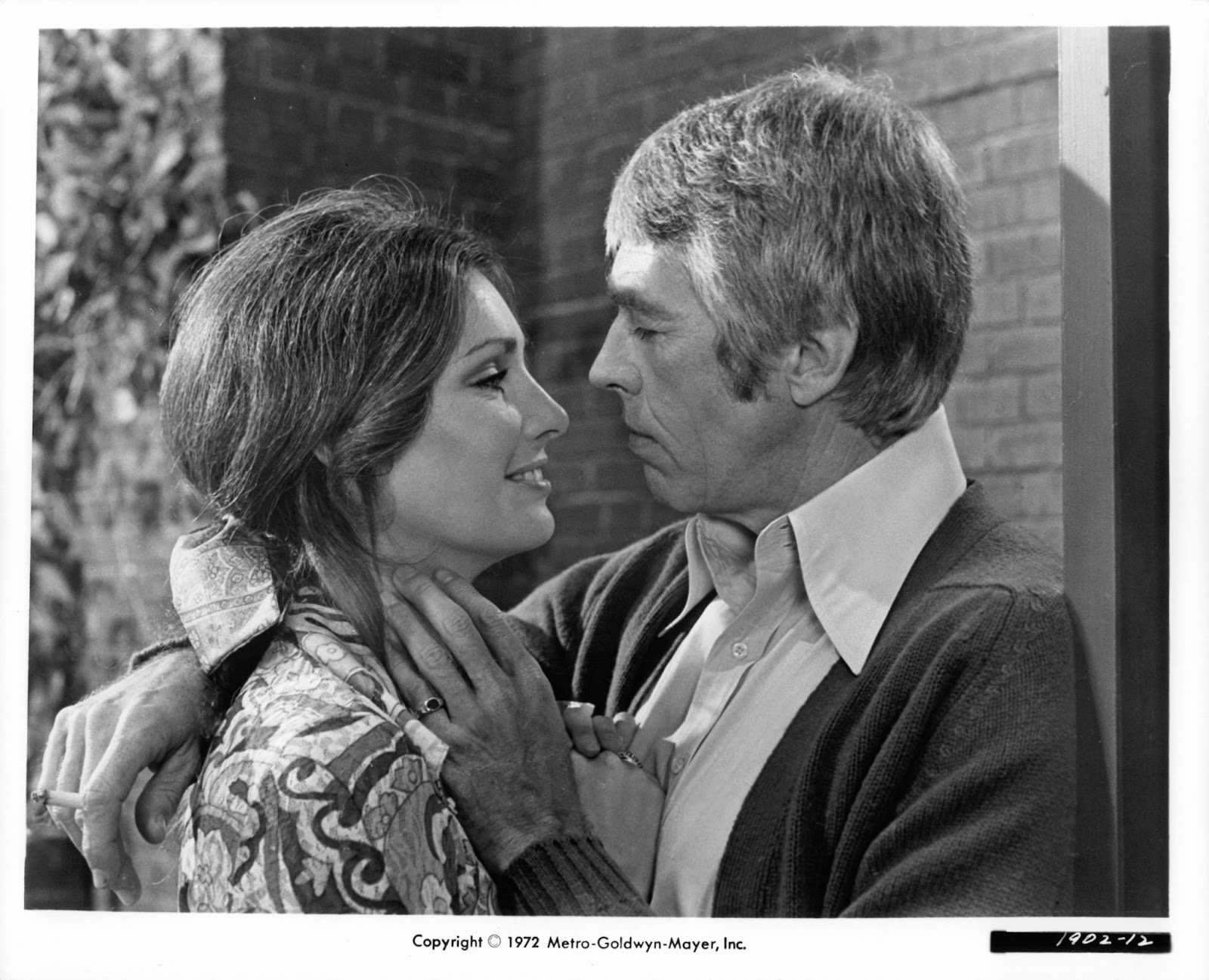 James Coburn and the actress filming "The Carey Treatment" in 1972. | Source: Getty Images