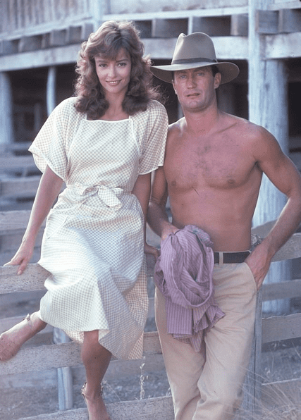 Actors and now real-life partners Rachel Ward and Bryan Brown on the set of the 1983 TV series "The Thorn Birds" | Source: Getty Images
