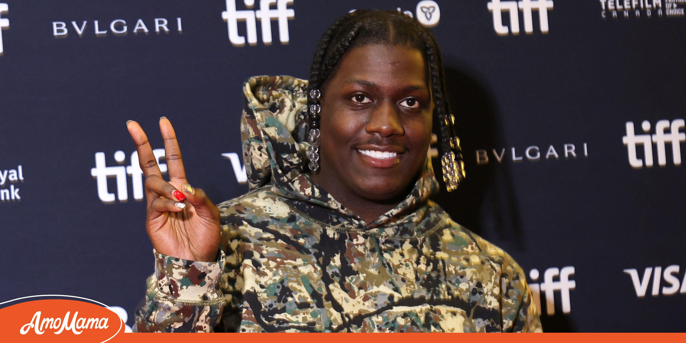 The Rapper Revealed His Relationship in 2017 & Now Has a Daughter