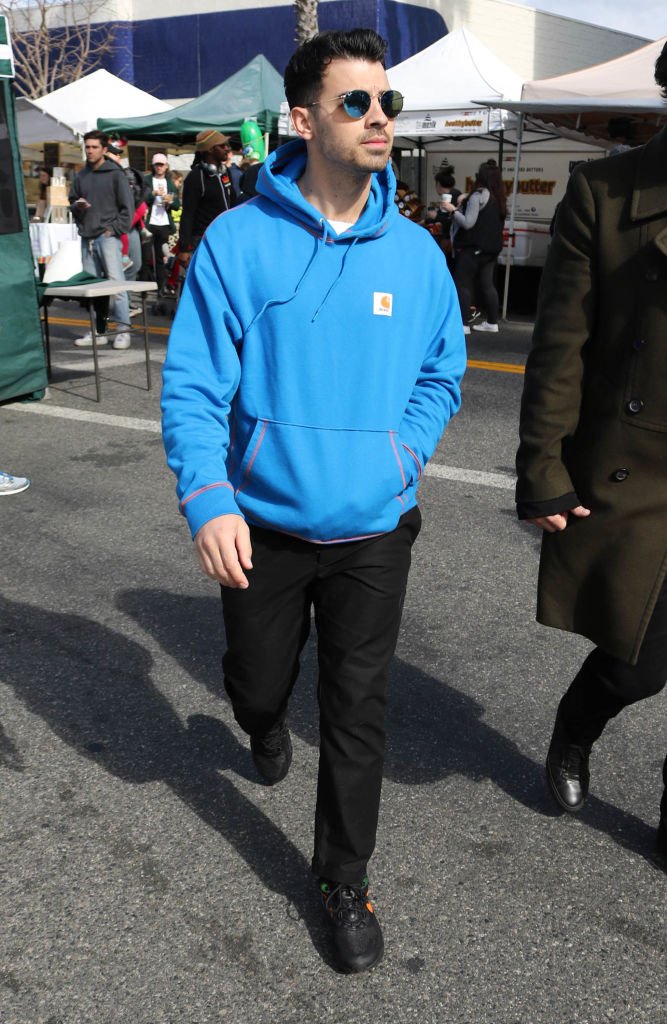 Joe Jonas is photographed on the street on March 1, 2020 | Photo: Getty Images