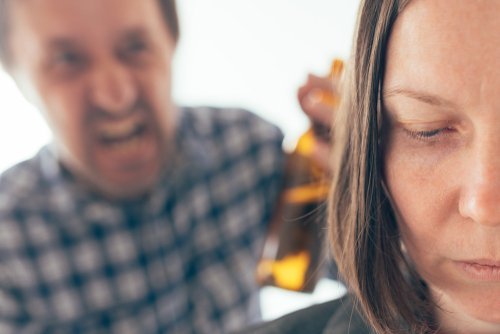 A drunk man arguing with his wife. | Source: Shutterstock.