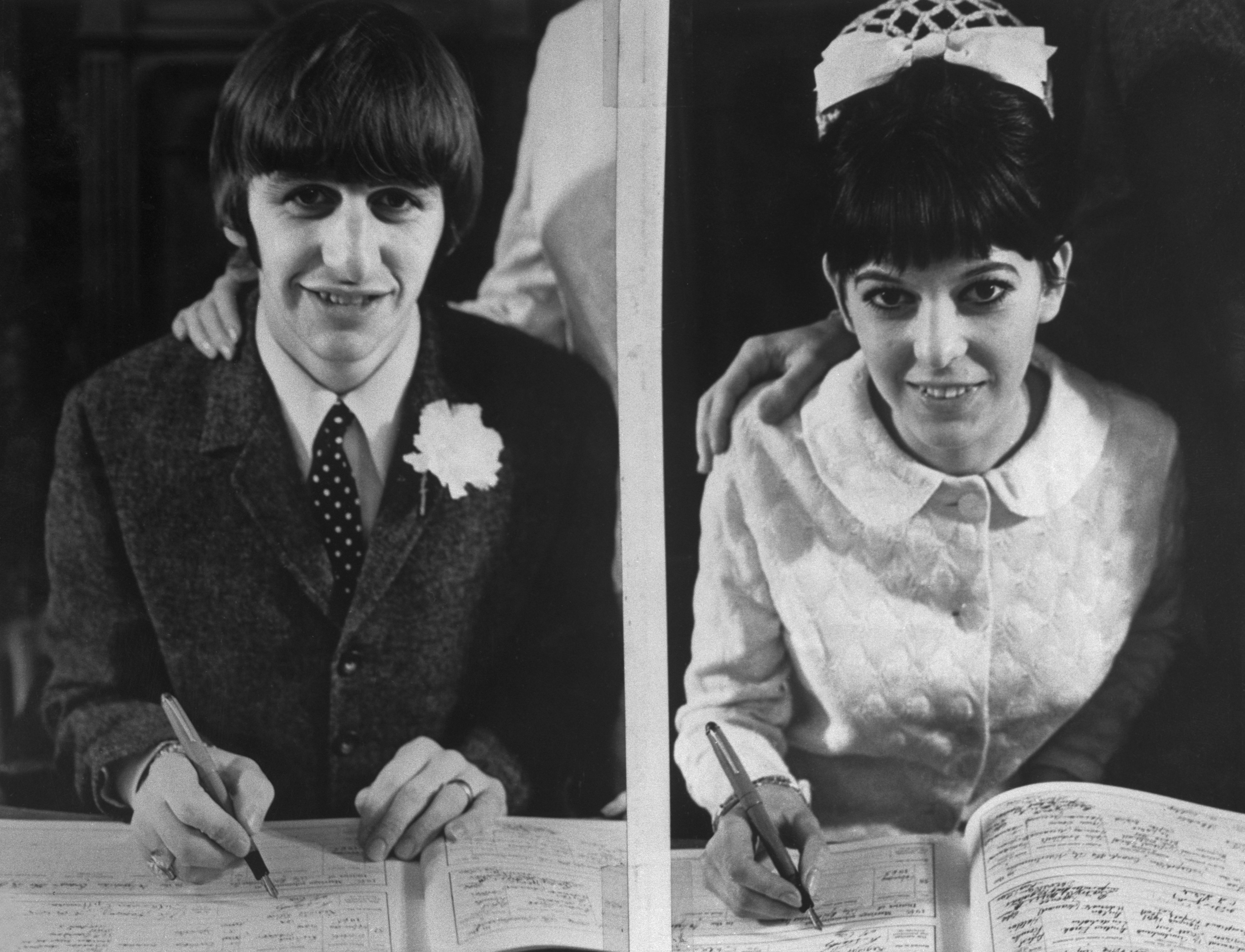 Ringo Starr and Maureen Cox sign the register in Caxton Hall after their wedding | Source: Getty Images