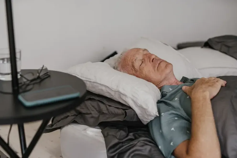 Joe est décédé paisiblement une nuit, mais il a laissé mon monde entier sens dessus dessous. | Photo : Pexels