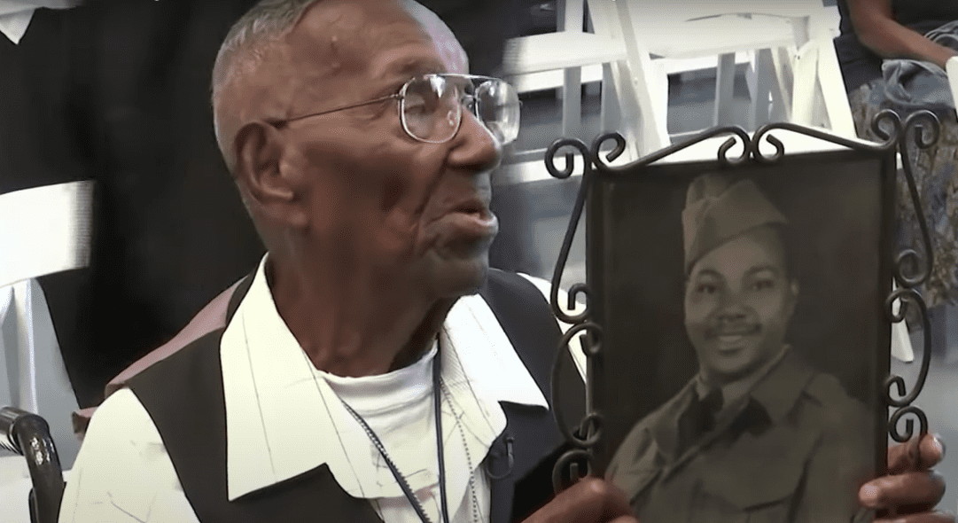 Lawrence Brooks celebrates his 110th birthday with an interview on CBS. | Source: YouTube.com/CBSThisMorning