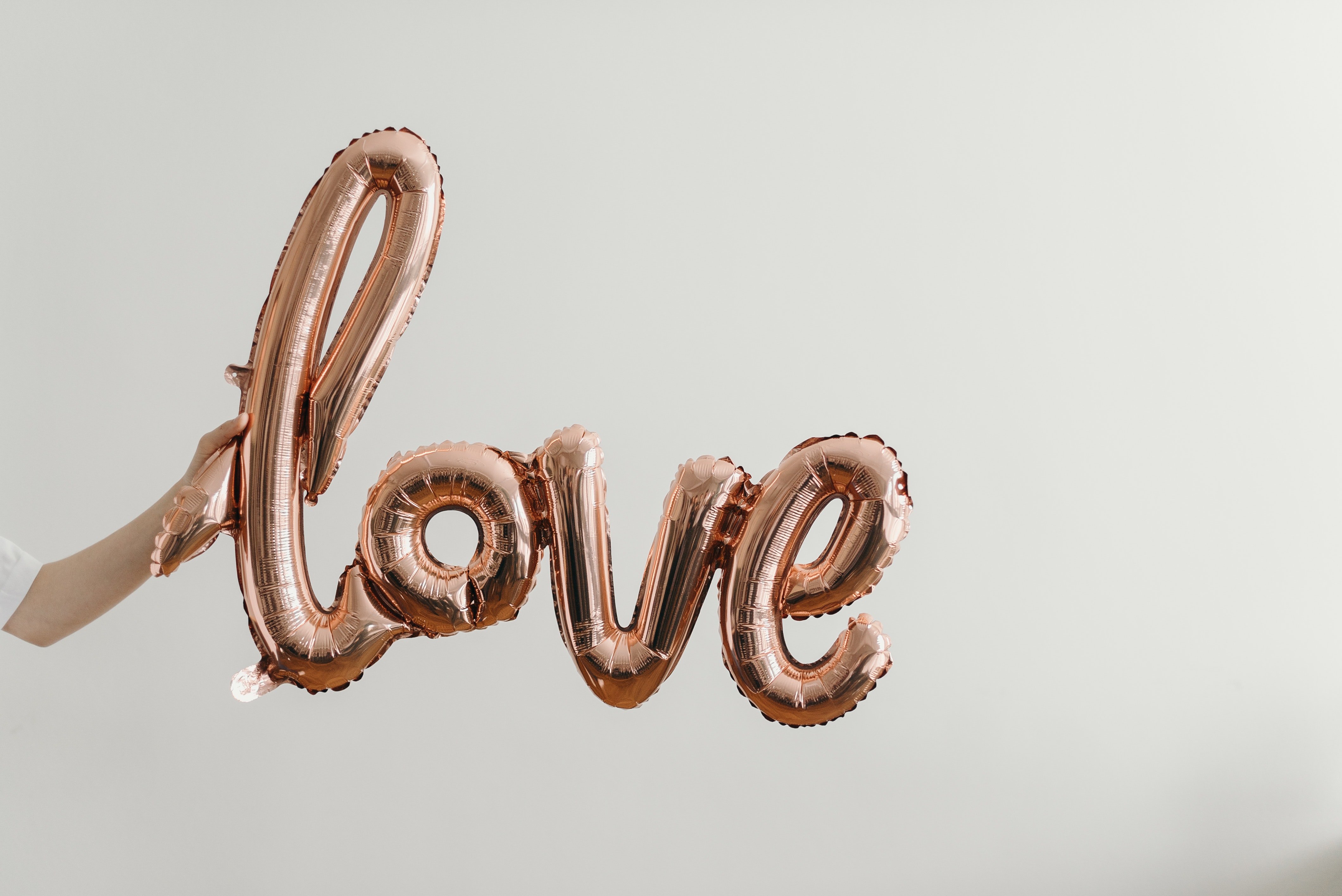 Pictured - A brown steel letter wall decor | Source: Pexels 
