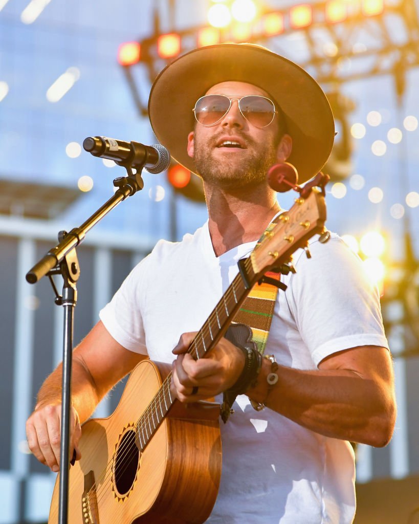 Drake White performs during the 2018 CMA Music festival | Getty Images