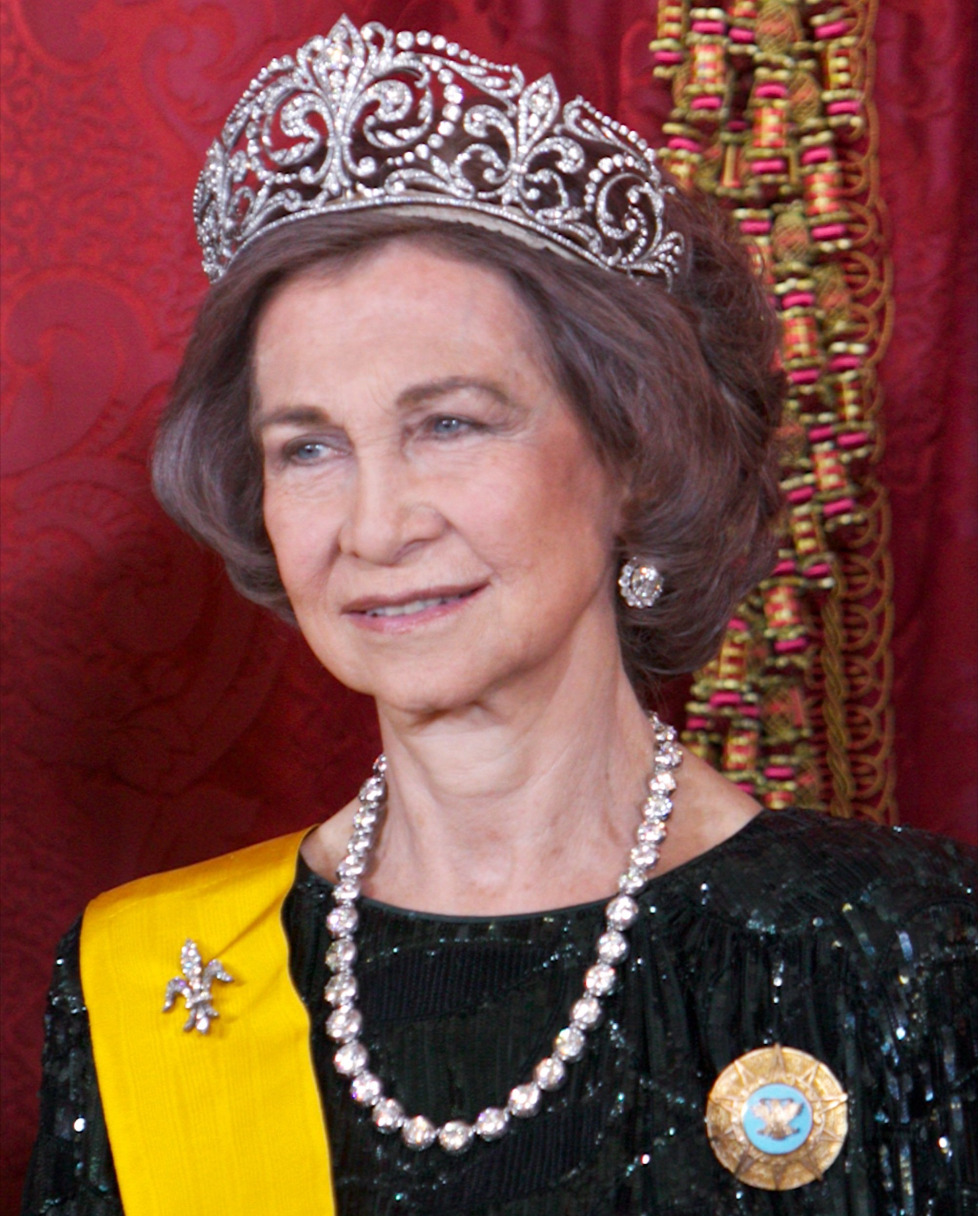 Reina Sofía de España en cena oficial en el Palacio Real en Madrid en junio de 2014. | Foto: Getty Images