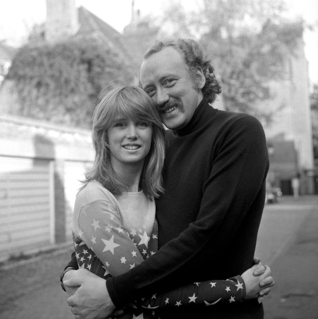 British actor Nicol Williamson and American actress Jill Townsend, who are to marry. Their engagement was announced when Williamson was a guest on the Dick Cavett Show in America circa 1971. | Photo: Getty Images
