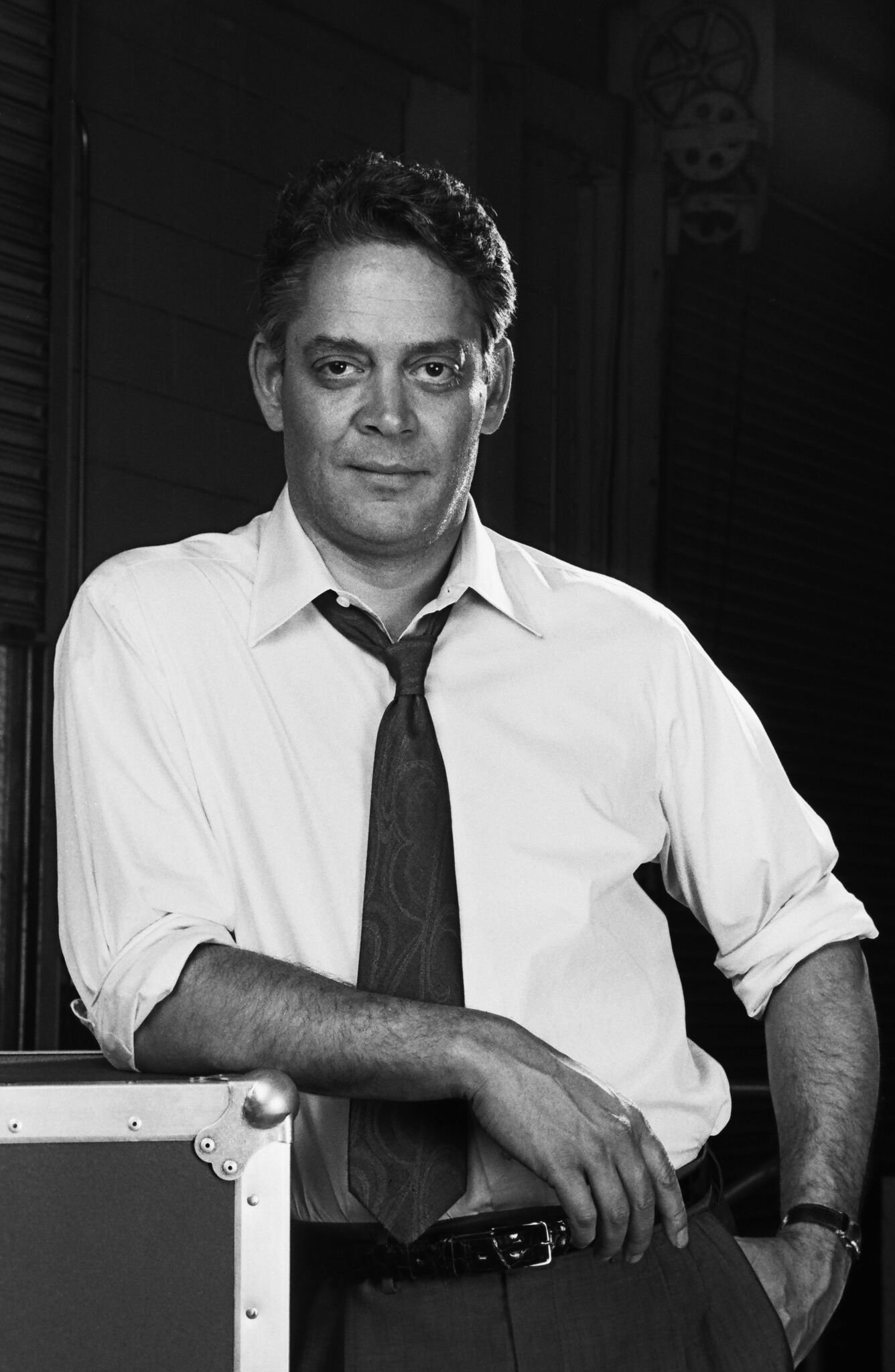 Stage and film actor, Raul Julia, poses during a 1988 Santa Monica, California, photo portrait session. | Getty Images