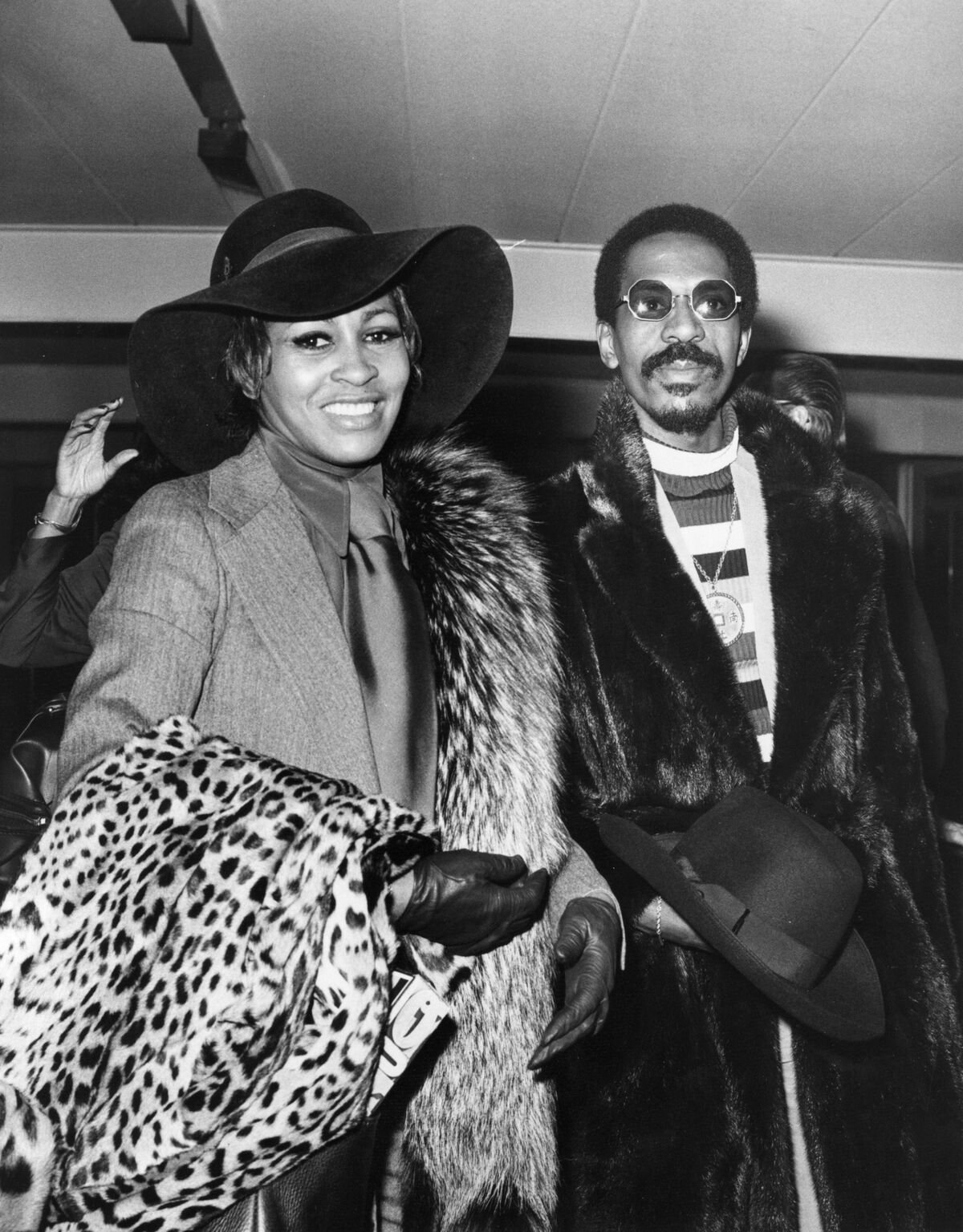 Ike y Tina Turner, dúo y esposo estadounidense de soul pop, en 1972. |  Foto: Getty Images