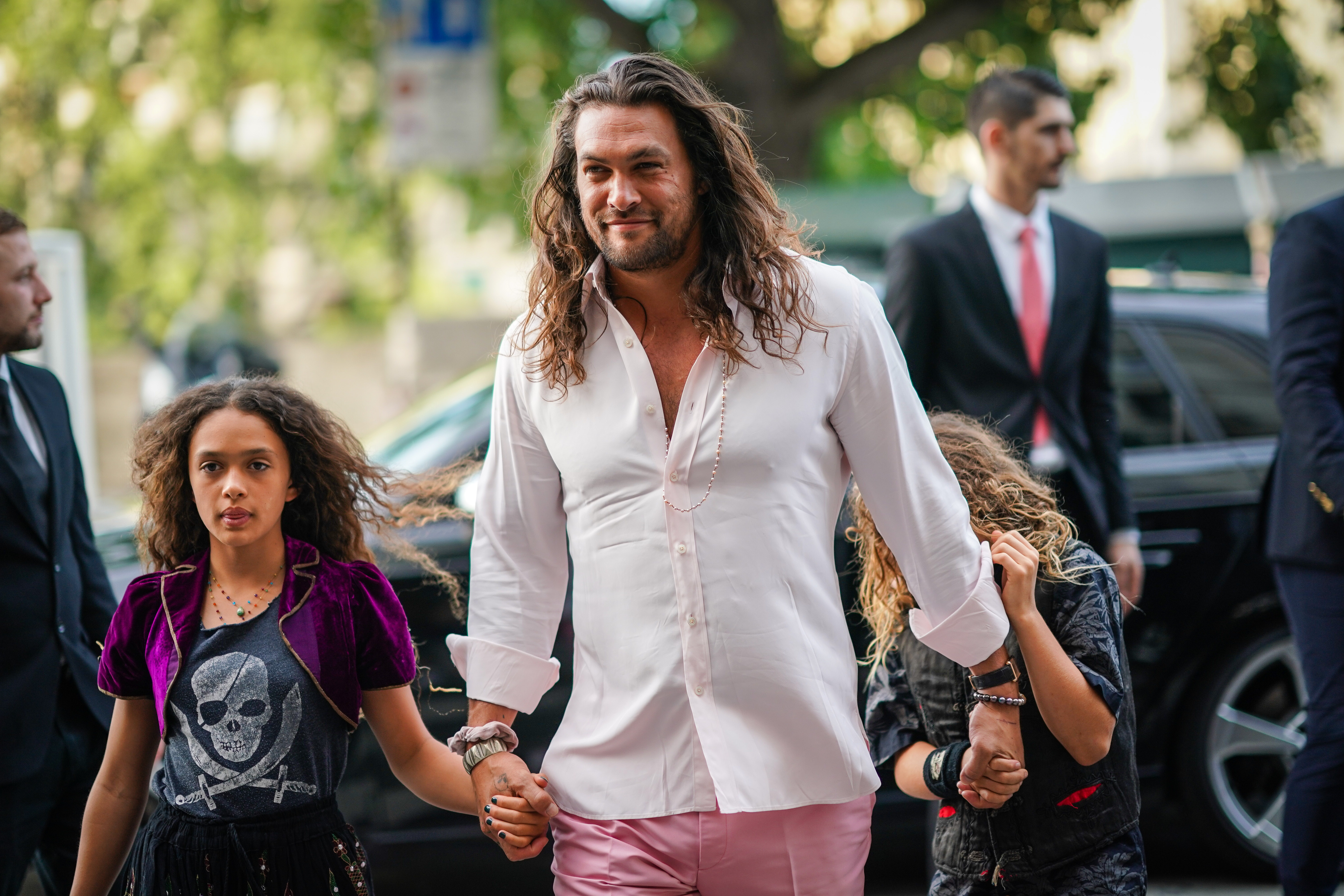Jason Momoa and his children Nakoa-Wolf and Lola in Paris, France on June 28, 2019 | Source: Getty Images