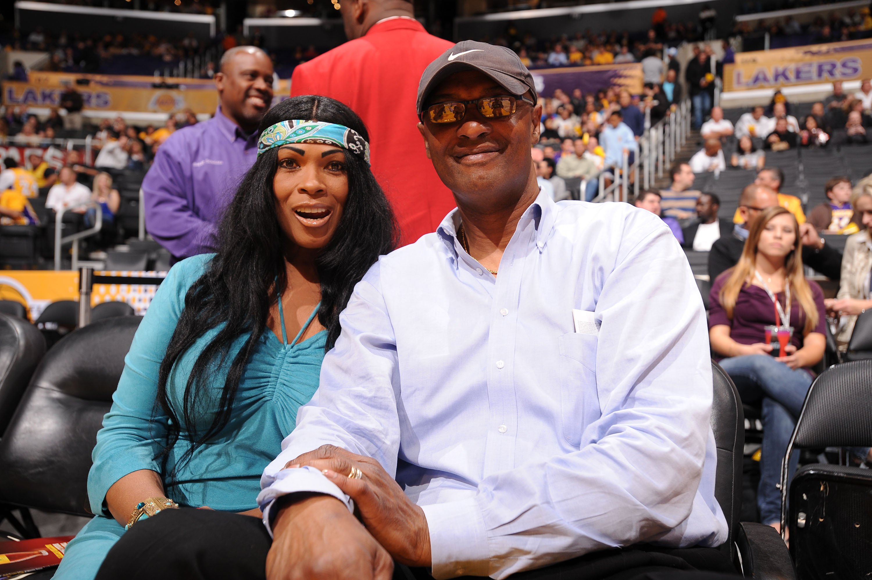 Pam and Joe Bryant at a game between the Oklahoma City Thunder and the Los Angeles Lakers on April 27, 2010 in California | Photo: Getty Images