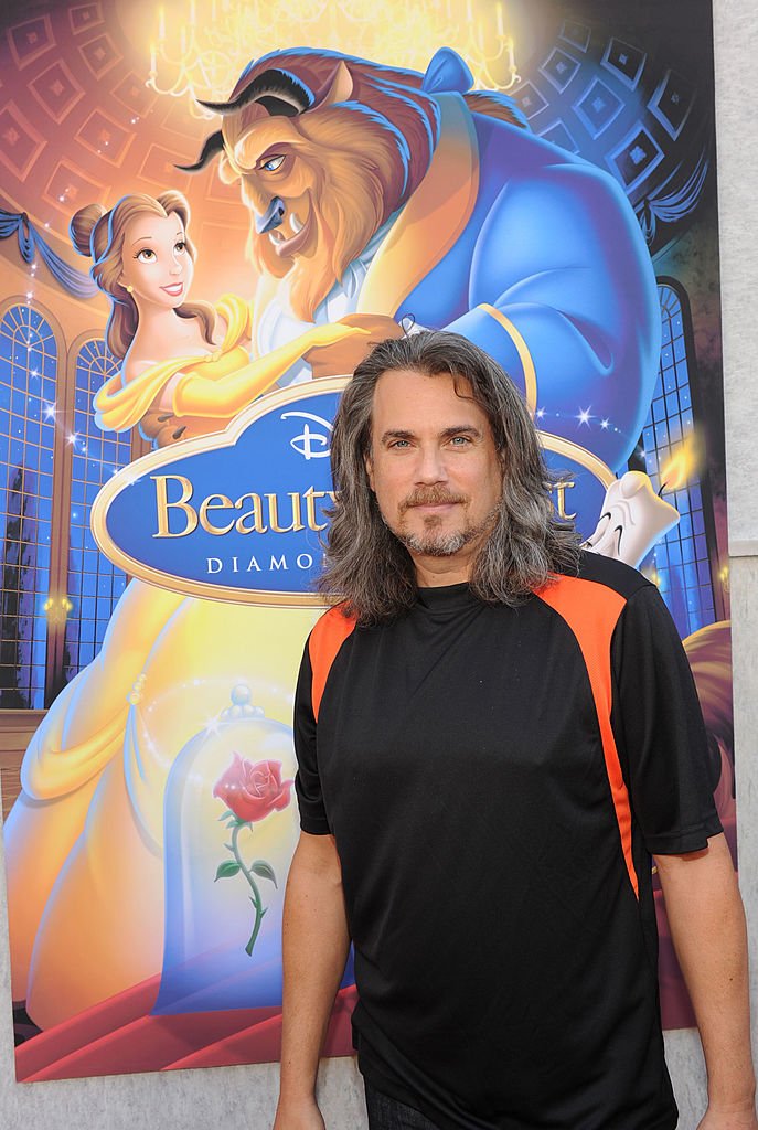 Robby Benson arrives at the 'Beauty and the Beast' Sing-A-Long DVD premiere at the El Capitan theater on October 2, 2010 in Los Angeles, California. | Source: Getty Images