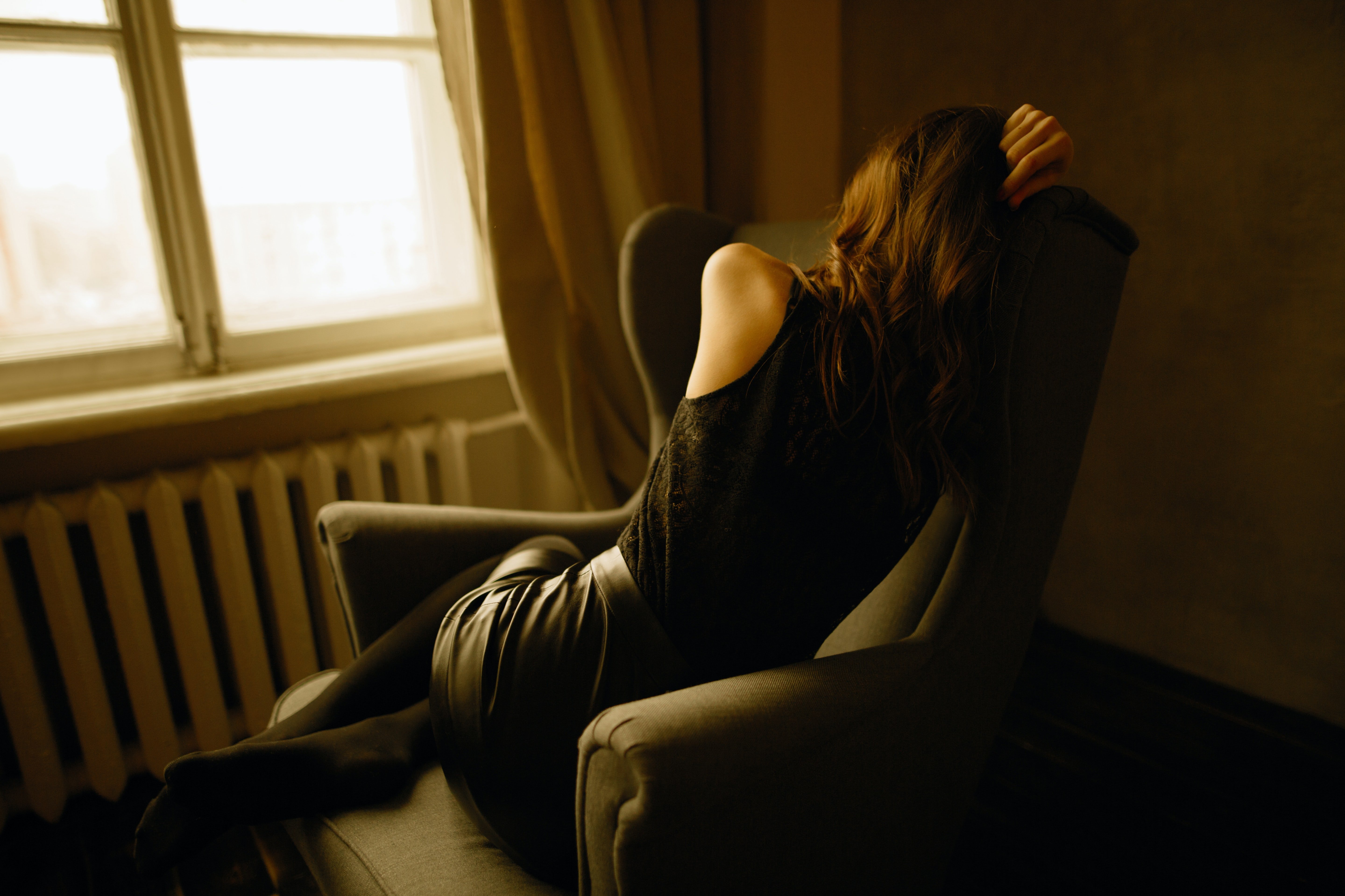 Gloria grew even more depressed and temperamental. | Source: Unsplash