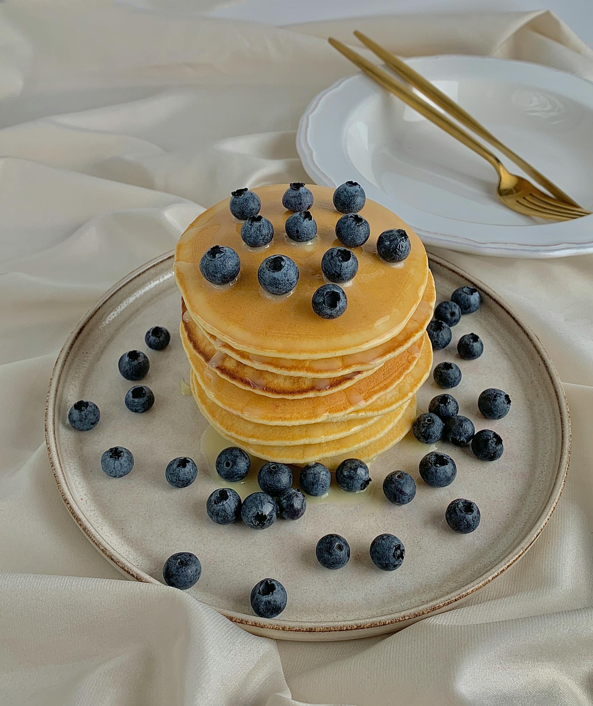 Pancakes with blueberries | Source: Pexels