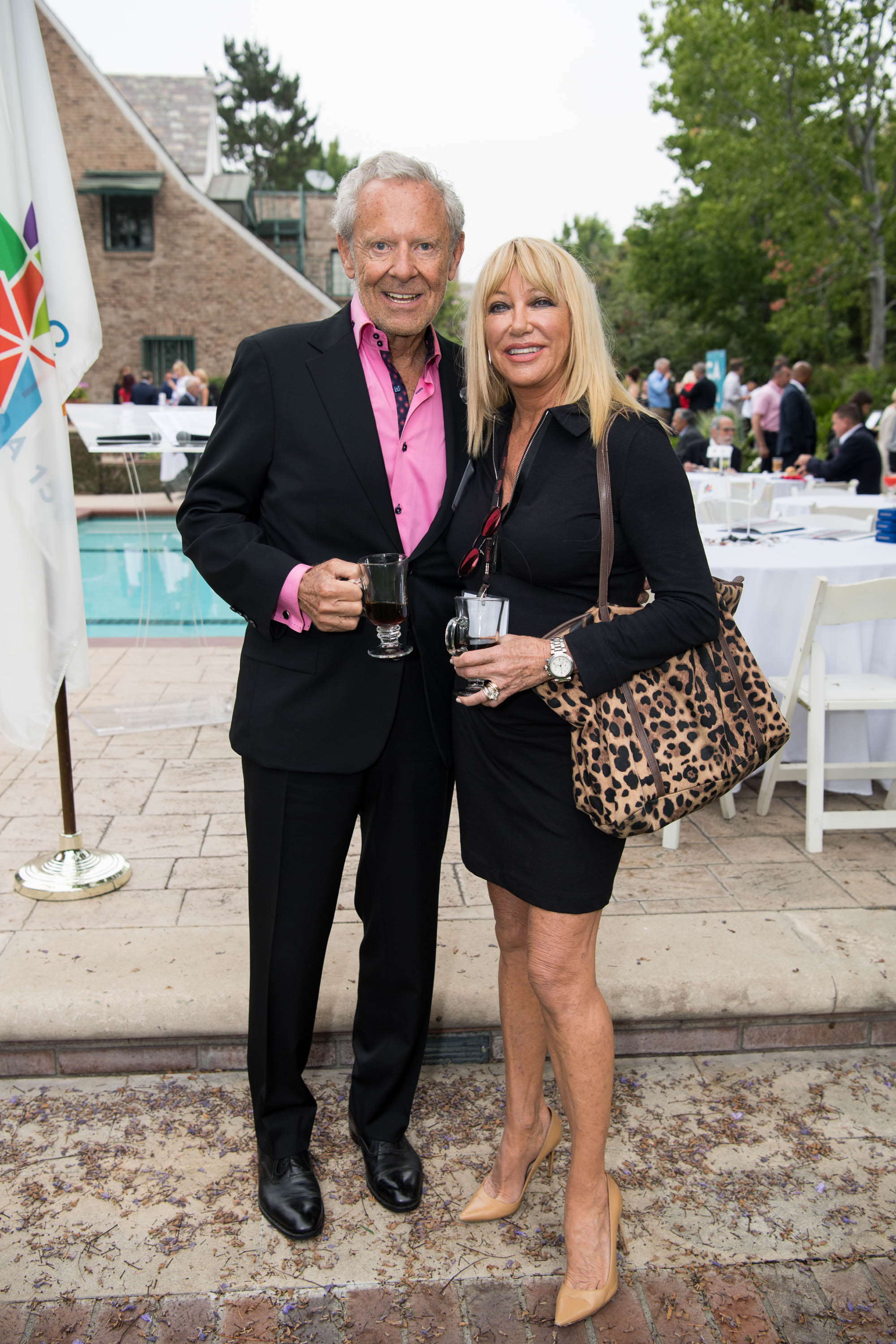 Alan Hamel and Suzanne Somers attend the 150th anniversary of Canada's Confederation at the Official Residence of Canada in Los Angeles, California, on June 30, 2017 | Source: Getty Images