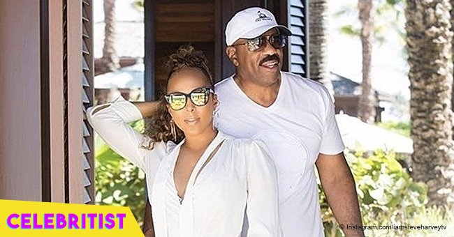 Steve Harvey and his kids are all smiles in recent pic from family vacation