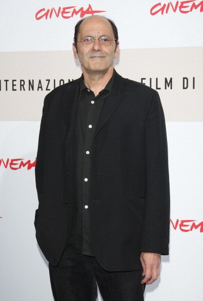 Jean Pierre Bacri assiste à la 'Let It Rain' photocall lors du 3e Festival International du Film de Rome qui a eu lieu à l'Auditorium Parco della Musica le 26 octobre 2008 à Rome, Italie. | Photo : Getty Images