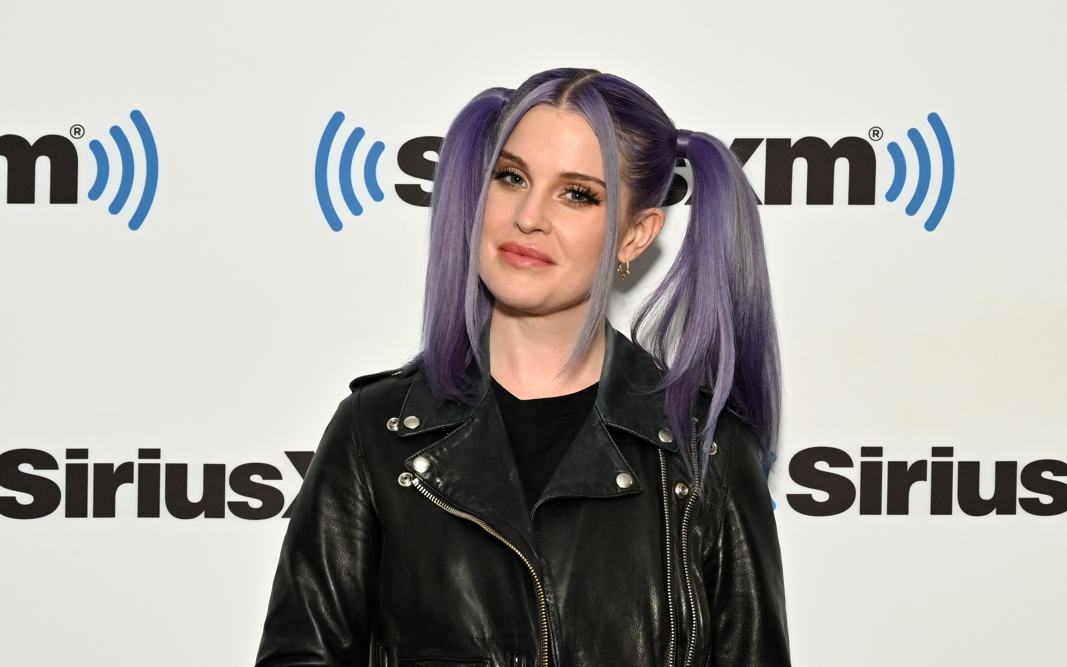Kelly Osbourne during a visit at SiriusXM Studios on May 11, 2023 in New York City | Source: Getty Images