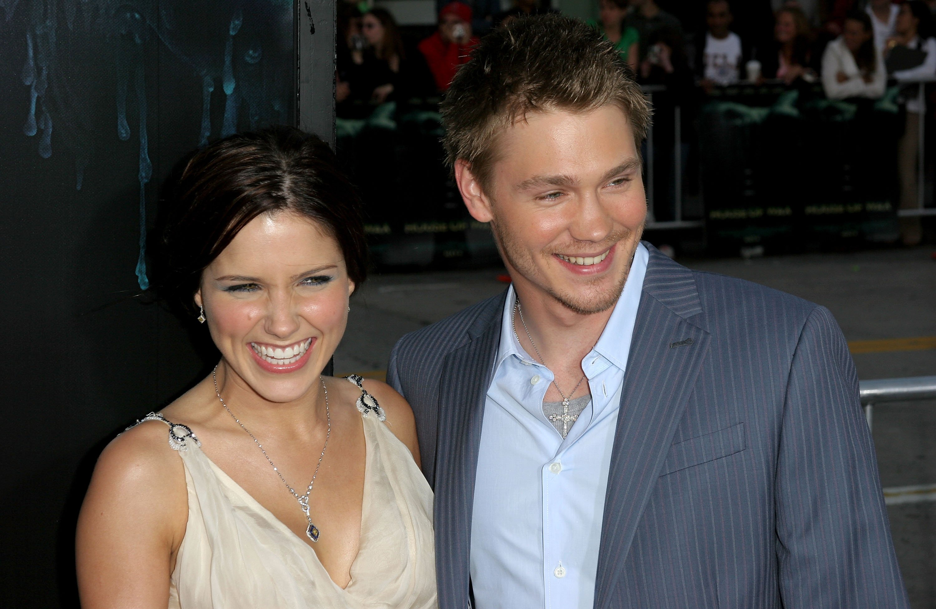 Chad Michael Murray (R) and his wife actress Sophia Bush arrive at Warner Bros. Premiere Of "House Of Wax" at the Mann's Village Theater on April 26, 2005, in Westwood, California. | Source: Getty Images.