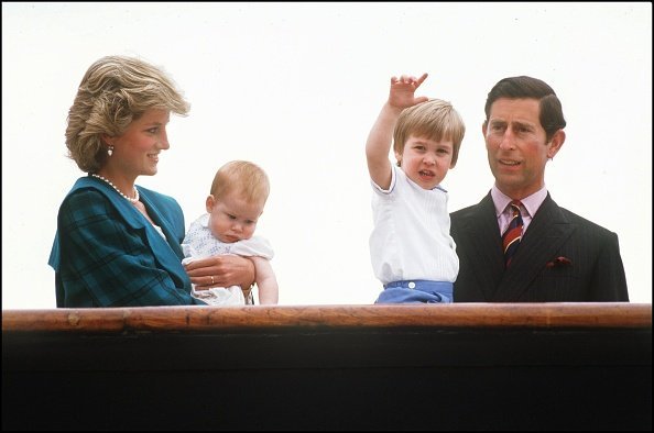Princess Diana, Prince Harry, Prince William, and Prince Charles on May 5, 1985 in Venice, Italy | Photo: Getty Images