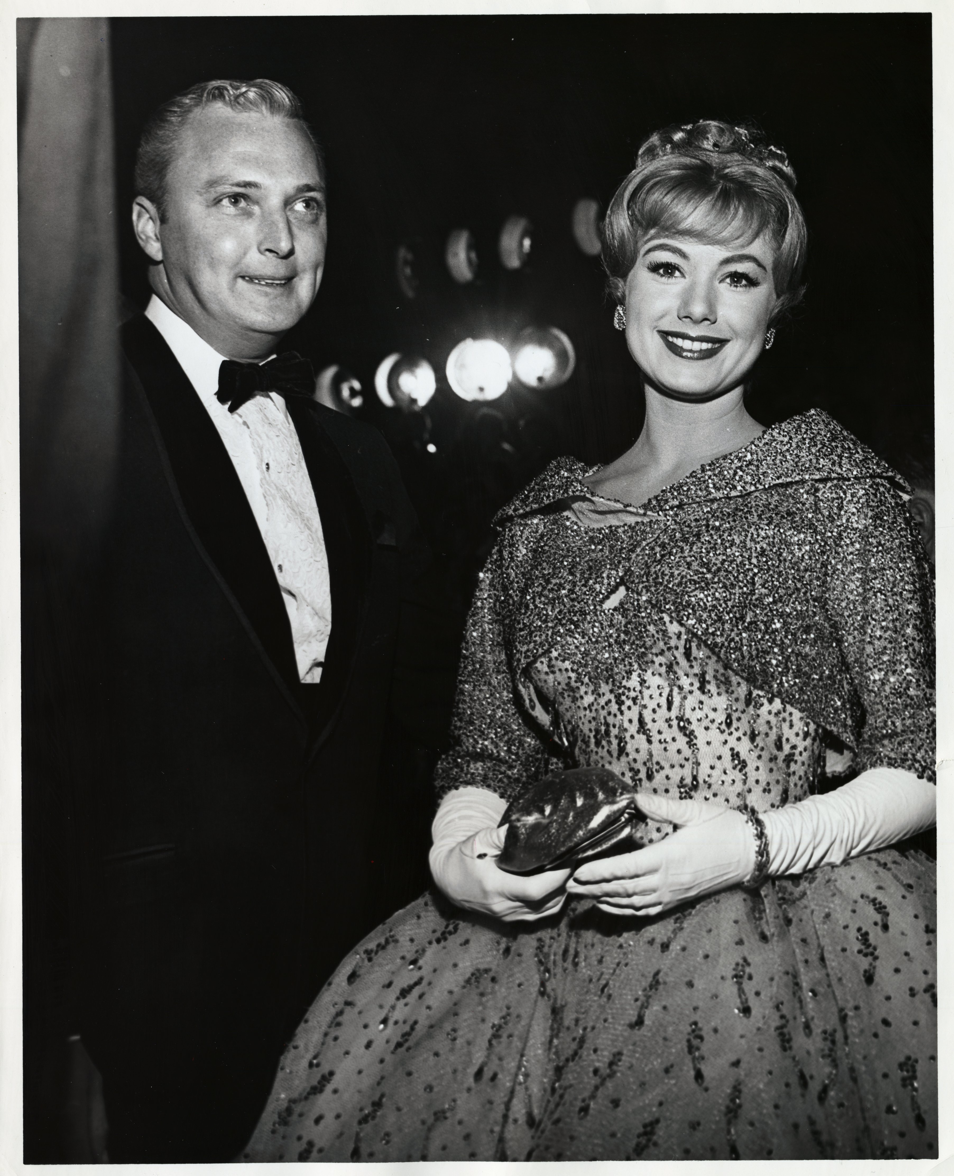 Jack Cassidy and Shirley Jones posing for a photo, circa 1961. | Source: Bettmann/Getty Images