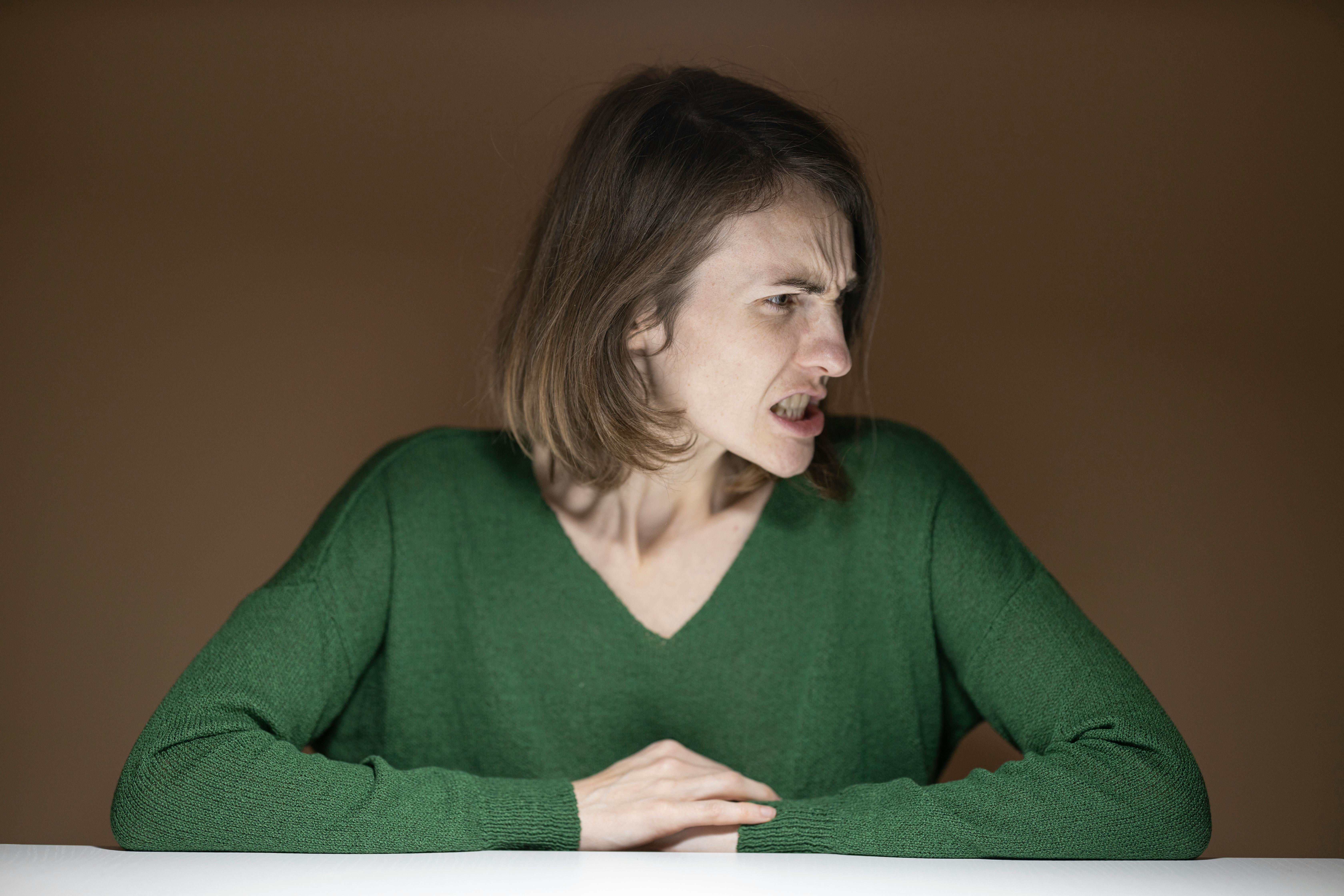 An angry woman reacting to someone | Source: Pexels