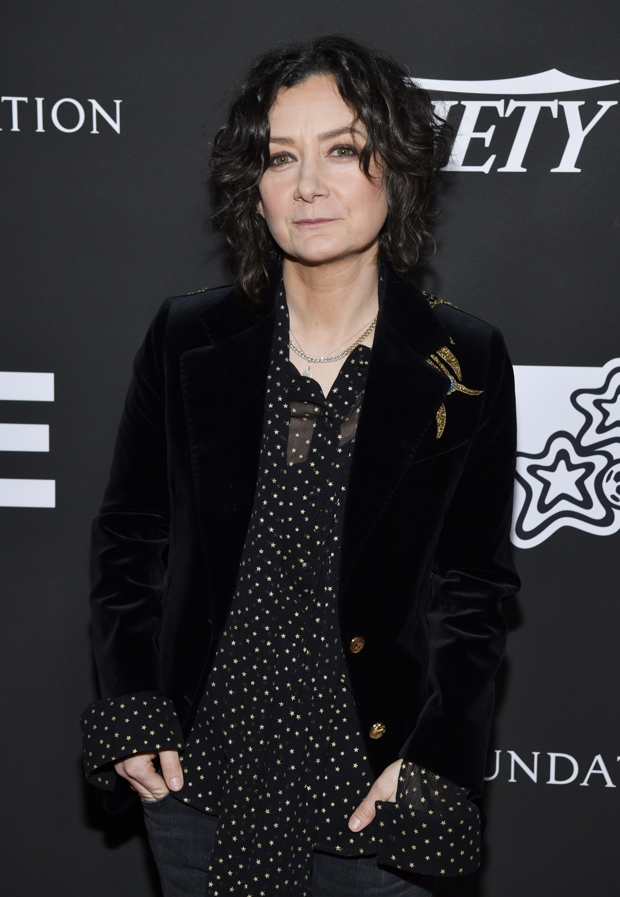 Sara Gilbert attends Sean Penn, Bryan Lourd and Vivi Nevo Host 10th Anniversary Gala on January 15, 2020, in Los Angeles, California. | Source: Getty Images