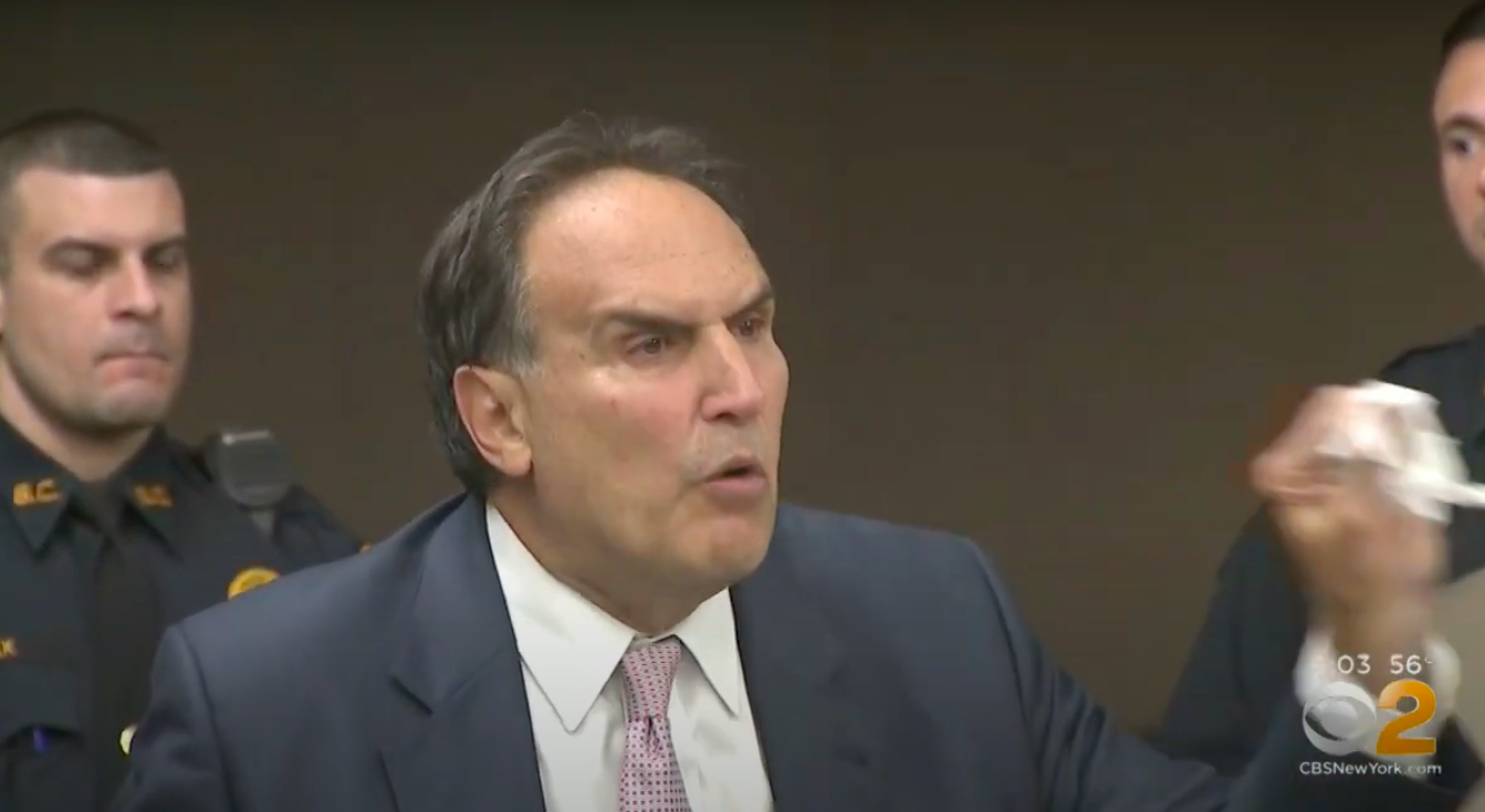 A screenshot of Fred Seeman getting emotional as he testified, posted on February 16, 2019 | Source: YouTube/CBS New York