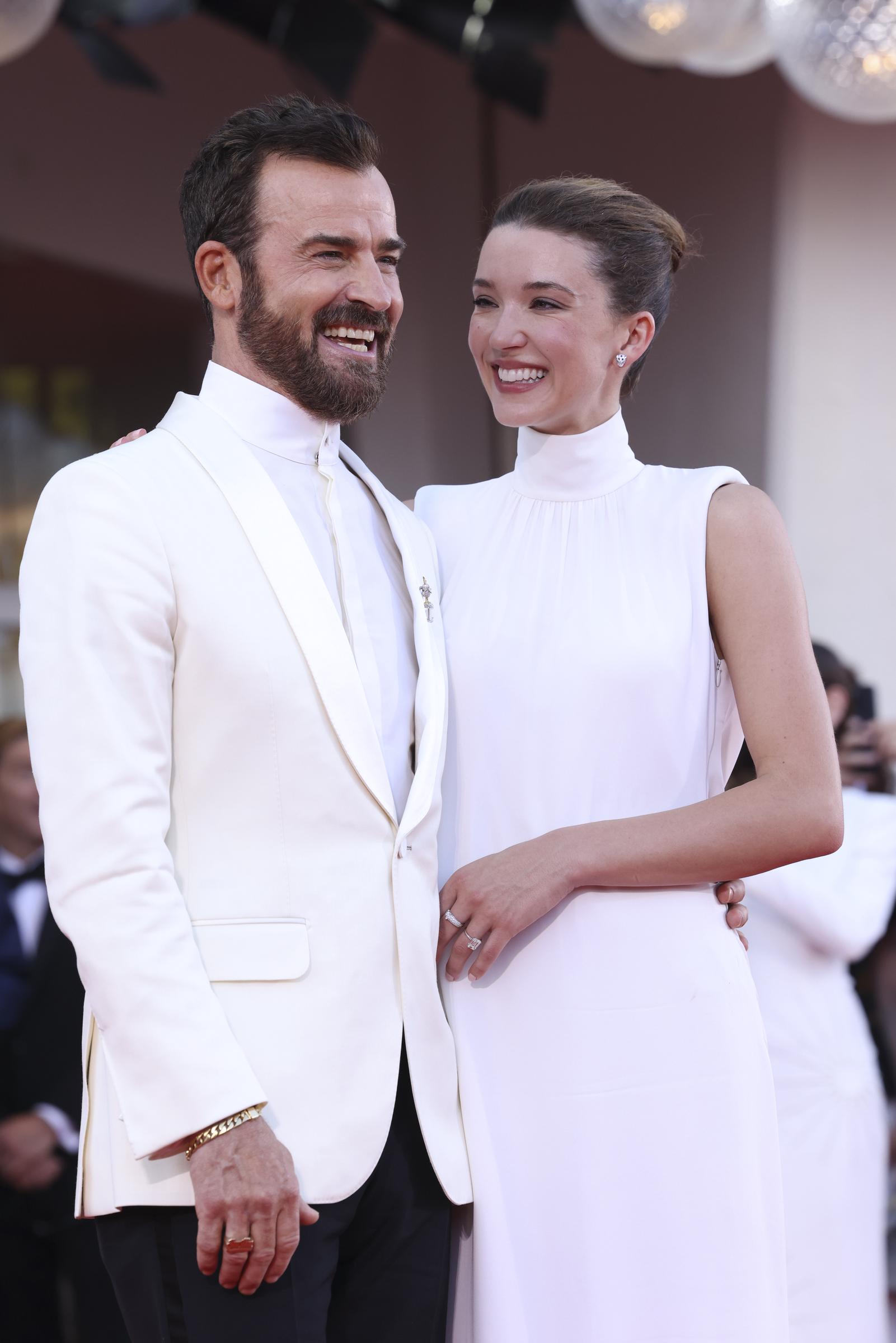 Justin Theroux and Nicole Bloom during the 81st Venice International Film Festival on August 28, 2024, in Italy. | Source: Getty Images