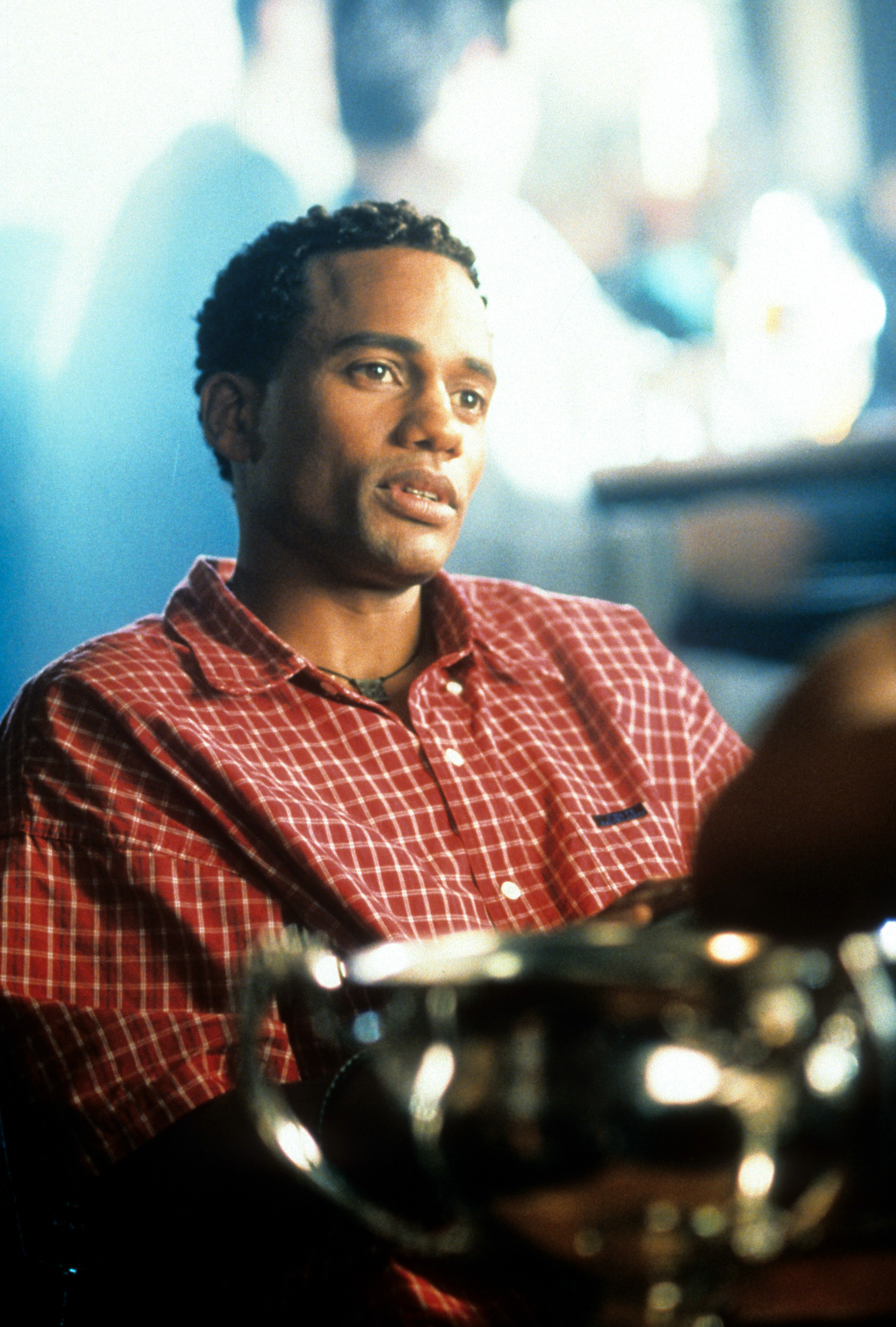 The actor pictured in a scene from the film "The Skulls" released in 2000 | Source: Getty Images