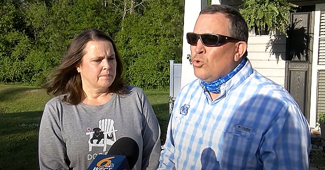 Kristi and Happy Wade pictured discussing their bobcat ordeal with 9 News. | Photo: Youtube/9news