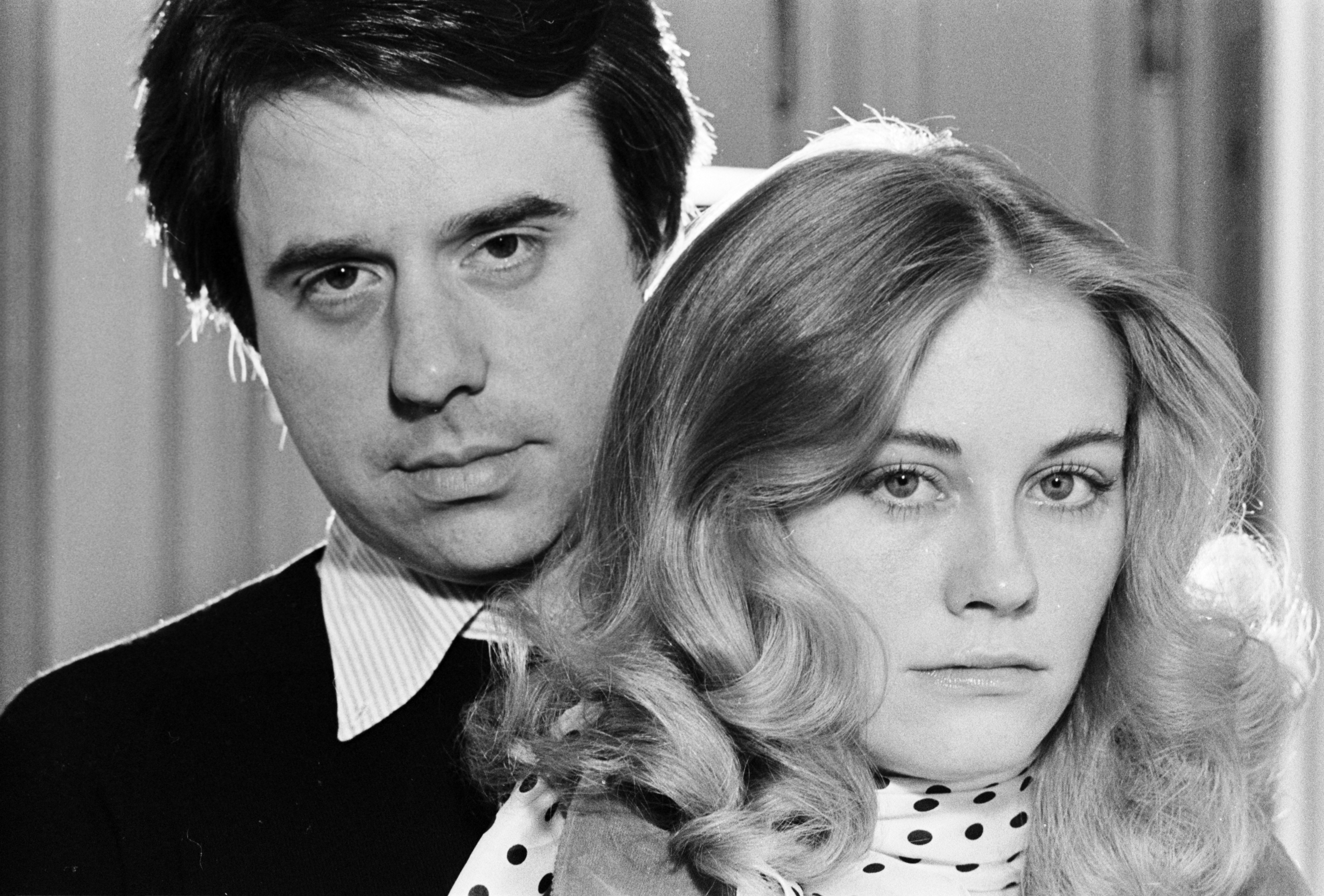 Peter Bogdanovich and Cybill Shepherd photographed in May, 1974. | Source: Getty Images
