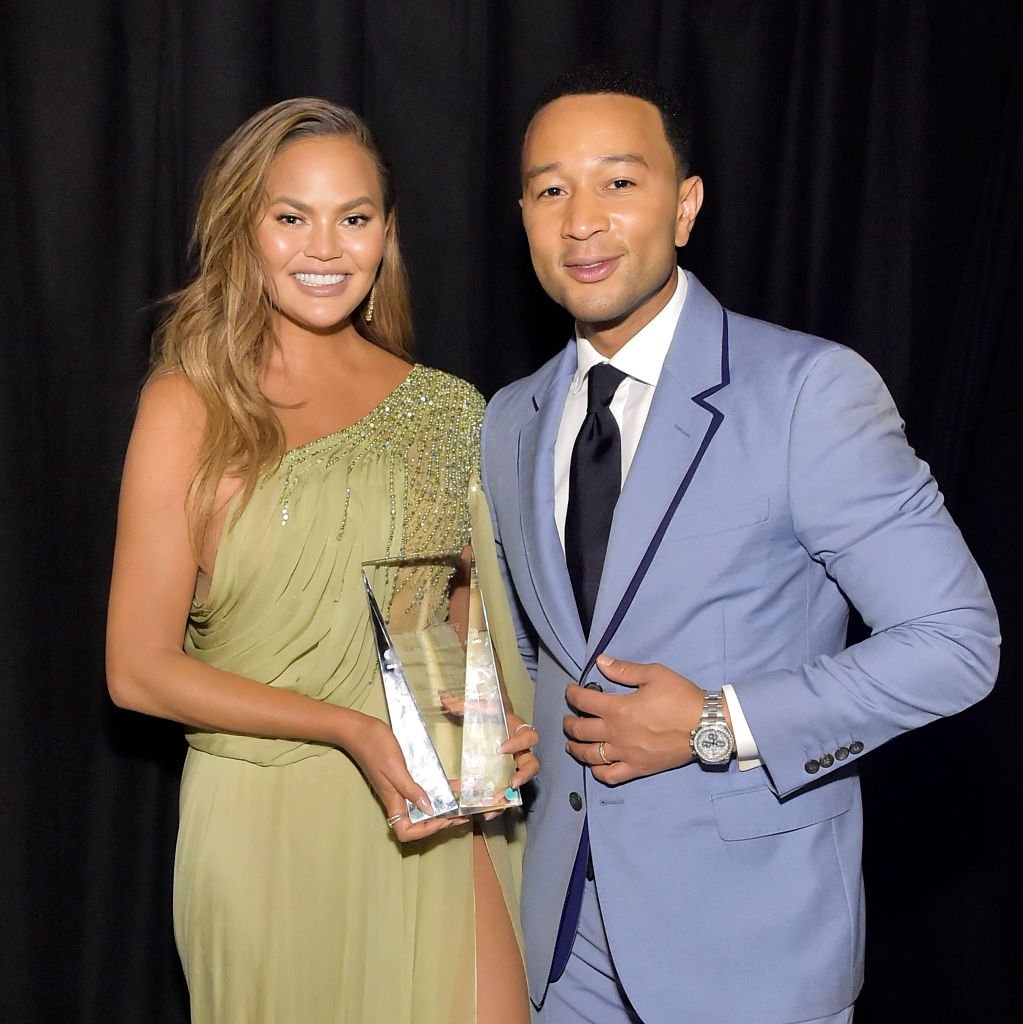 Chrissy Teigen and John Legend attend the 2019 Baby2Baby Gala presented by Paul Mitchell | Photo: Getty Images