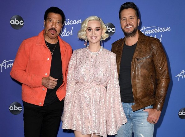 Lionel Richie, Katy Perry and Luke Bryan at Hollywood Roosevelt Hotel on February 12, 2020 in Hollywood, California. | Photo: Getty Images