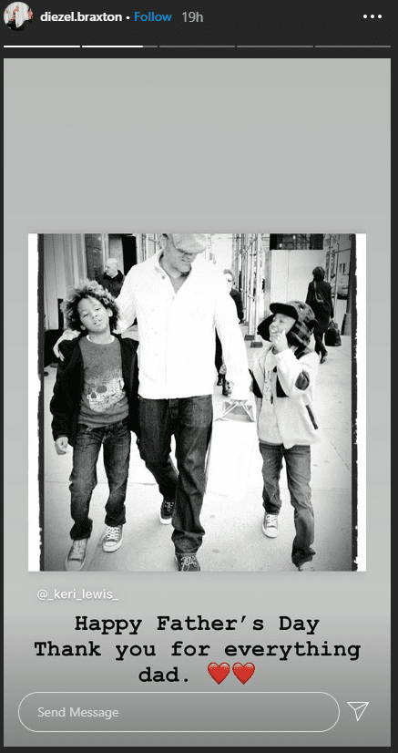 Keri Lewis walk hand in hand with his sons Denim Braxton and Diezel Braxton | Source: Instagram.com/diesel.braxton