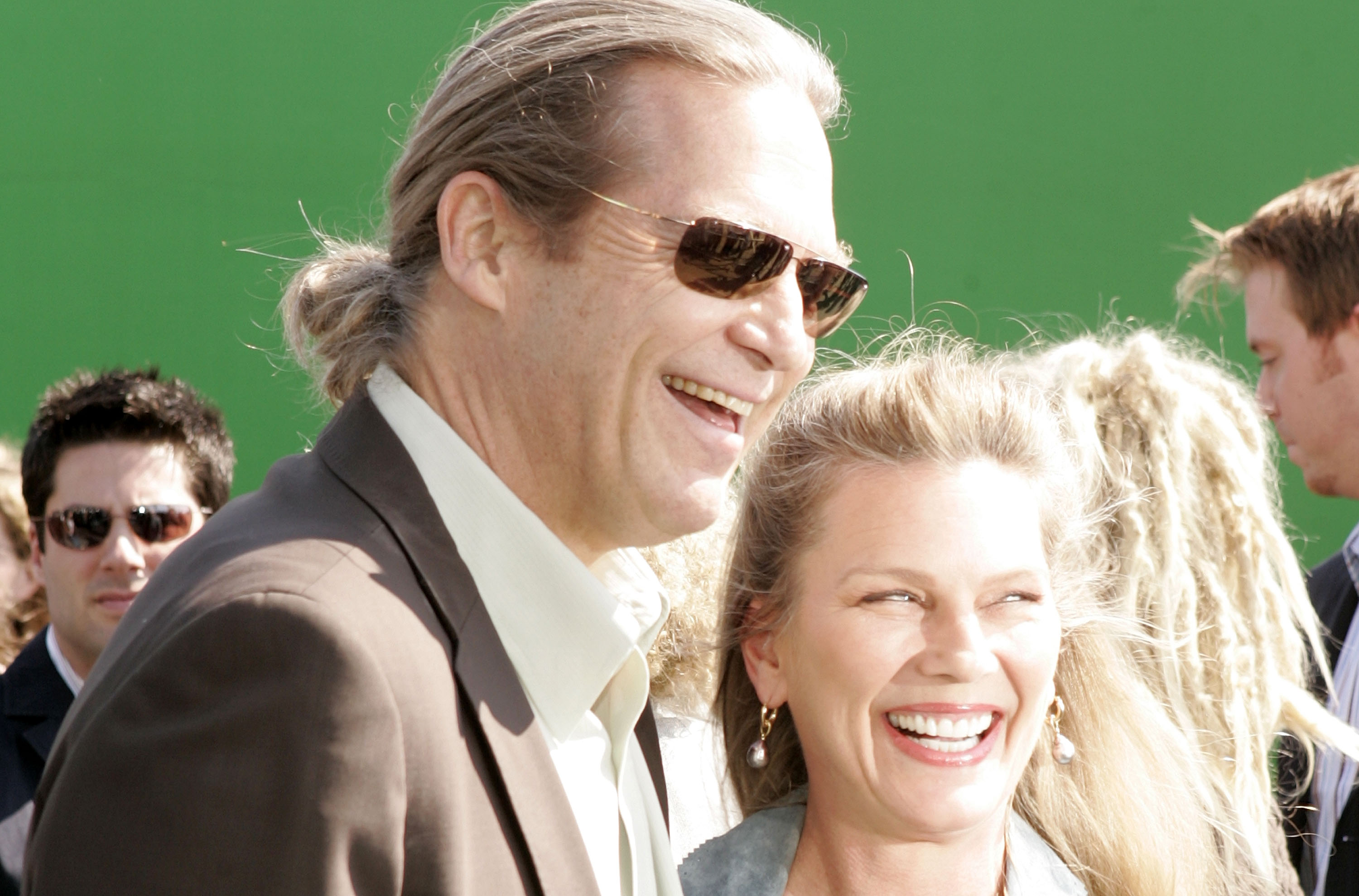 The actor and his partner in Santa Monica, California, on February 26, 2005 | Source: Getty Images.