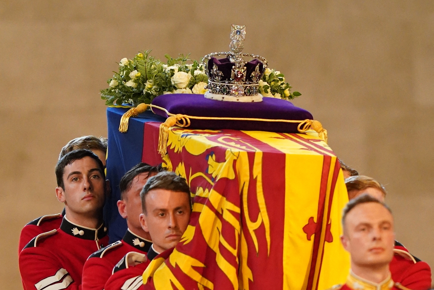 Pallbearers from The Queen's Company at Queen Elizabeth II's funeral at the Palace of Westminster in London on September 14, 2022 | Source: Getty Images