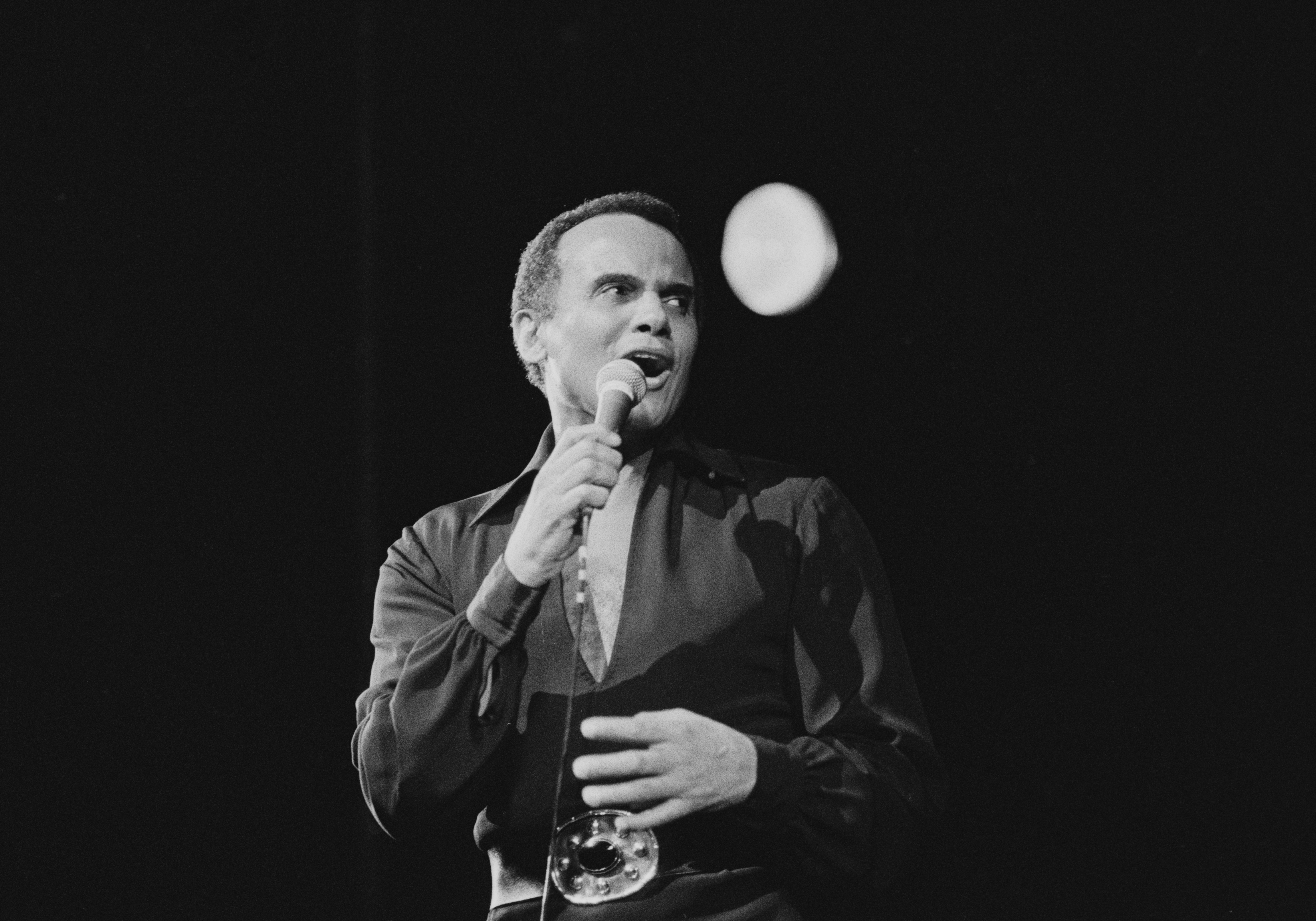Harry Belafonte performing at the Olympia Hall during a three day theater run in 1979. | Source: Getty Images