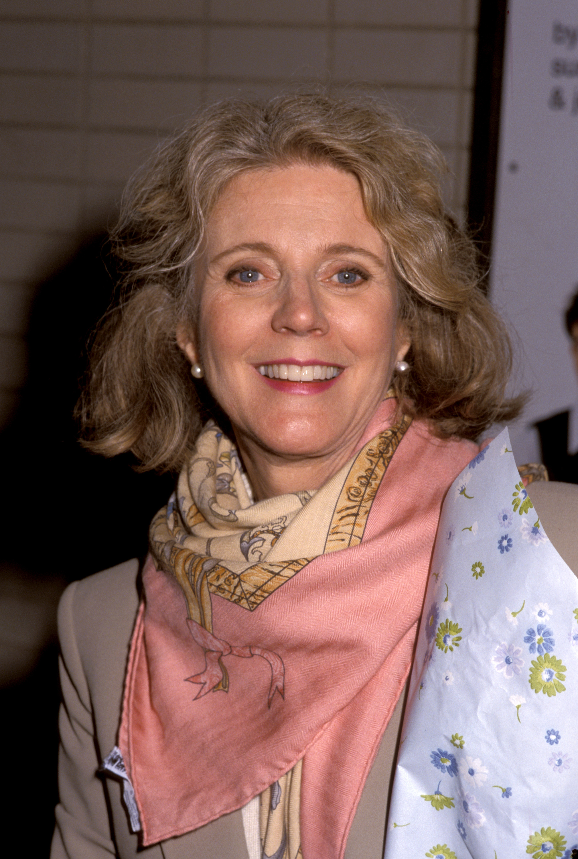 The actress is pictured at Mitzi E Newhouse Theatre in New York City on October 18, 1999 | Source: Getty Images