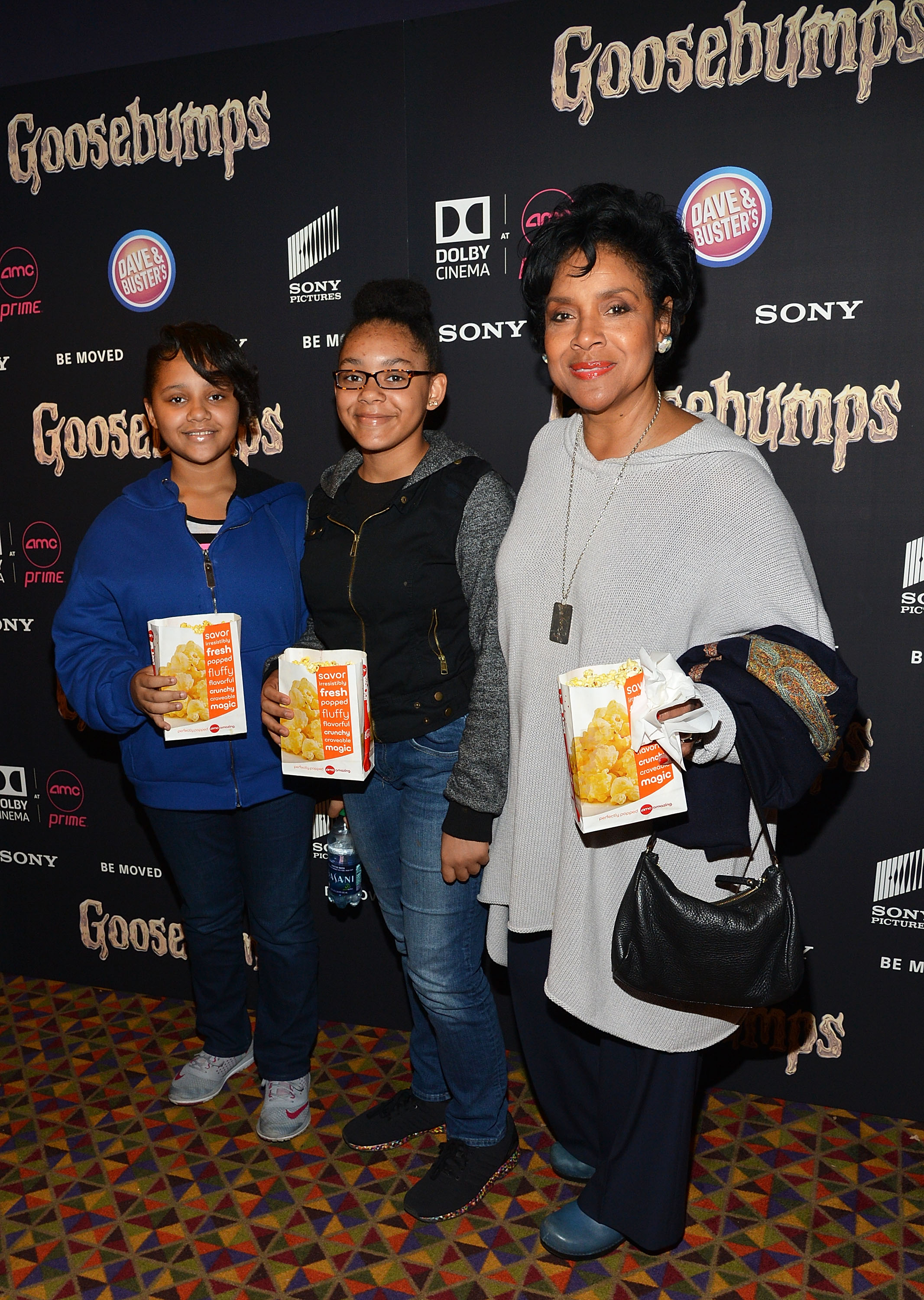 Phylicia Rashad, Sky, and Taylor, on October 12, 2015, in New York City | Source: Getty Images