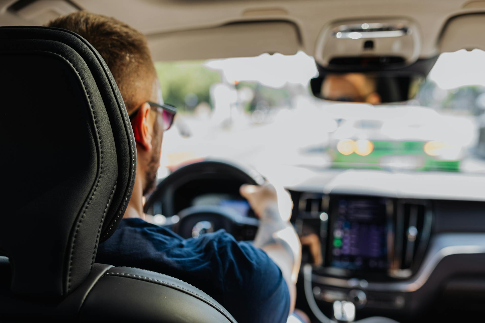 A man driving a car | Source: Pexels