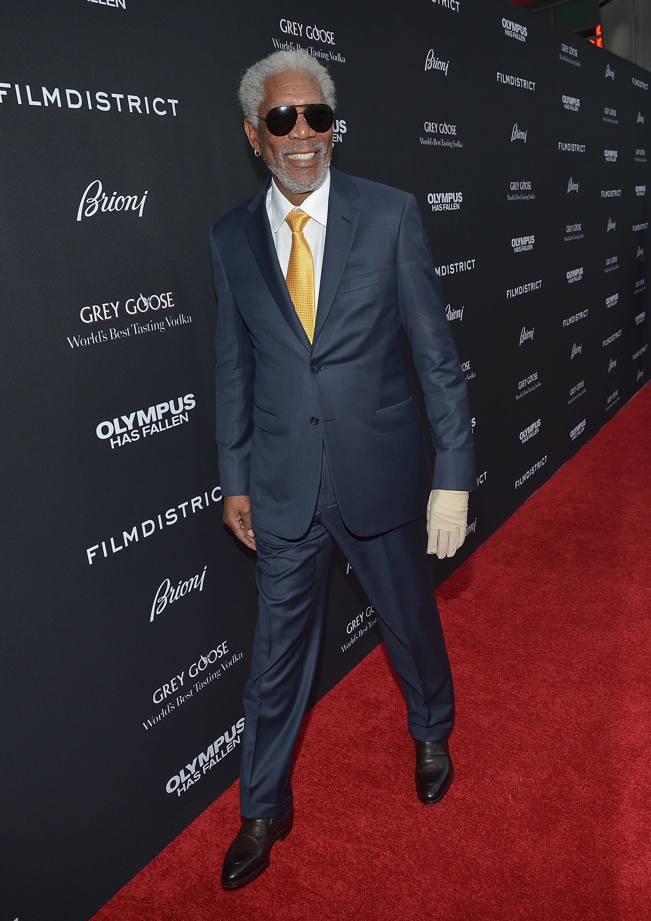 Morgan Freeman bei der Weltpremiere von "Olympus Has Fallen" im Brioni Sponsors Film District im Jahr 2013 | Quelle: Getty Images