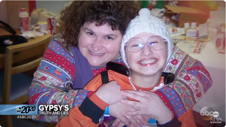 Dee Dee and Gypsy Rose Blanchard | Source: Youtube/@ABCNews